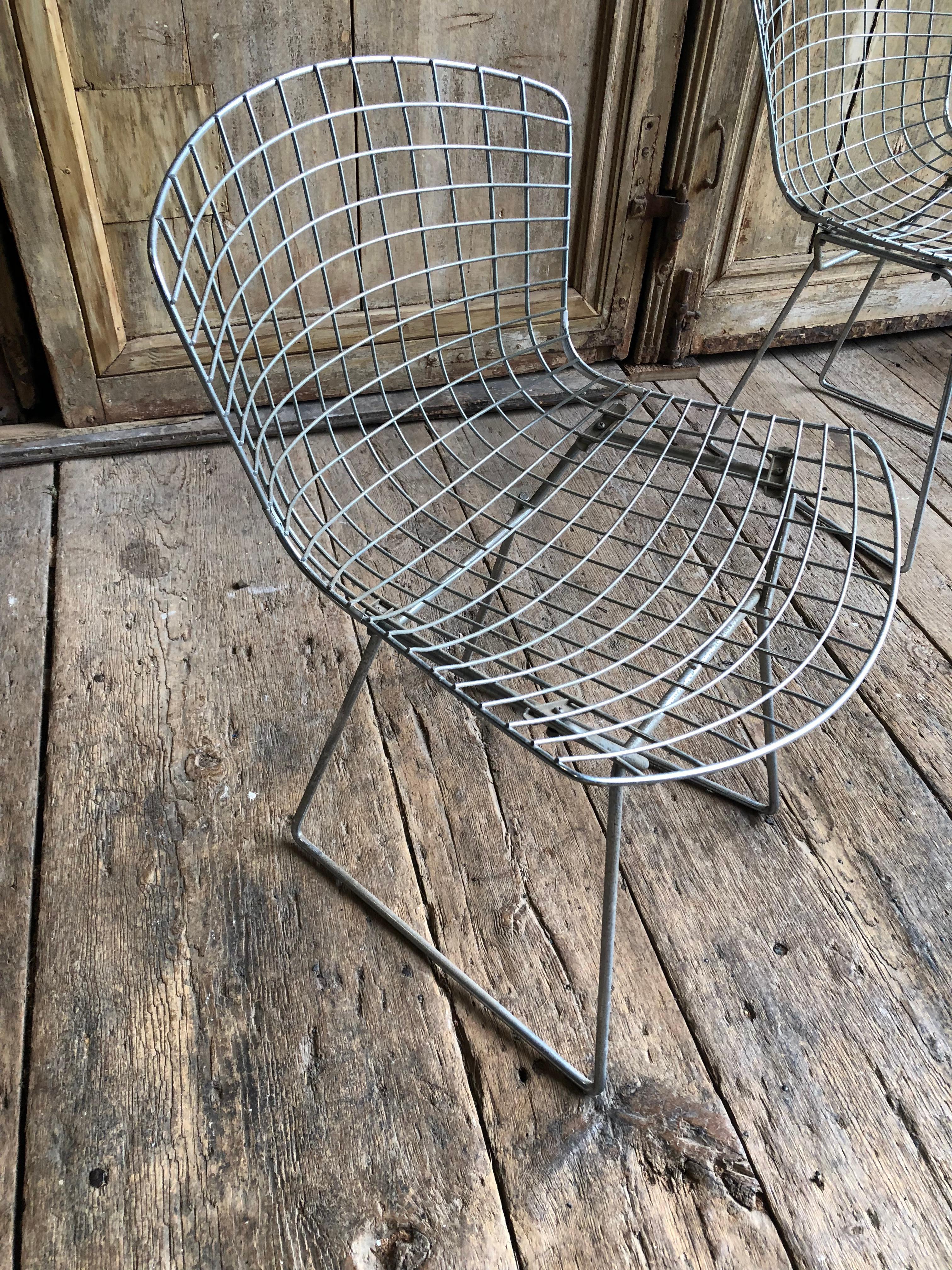 Group of 5 Bertoia Side Chairs in Chrome In Good Condition In Doylestown, PA