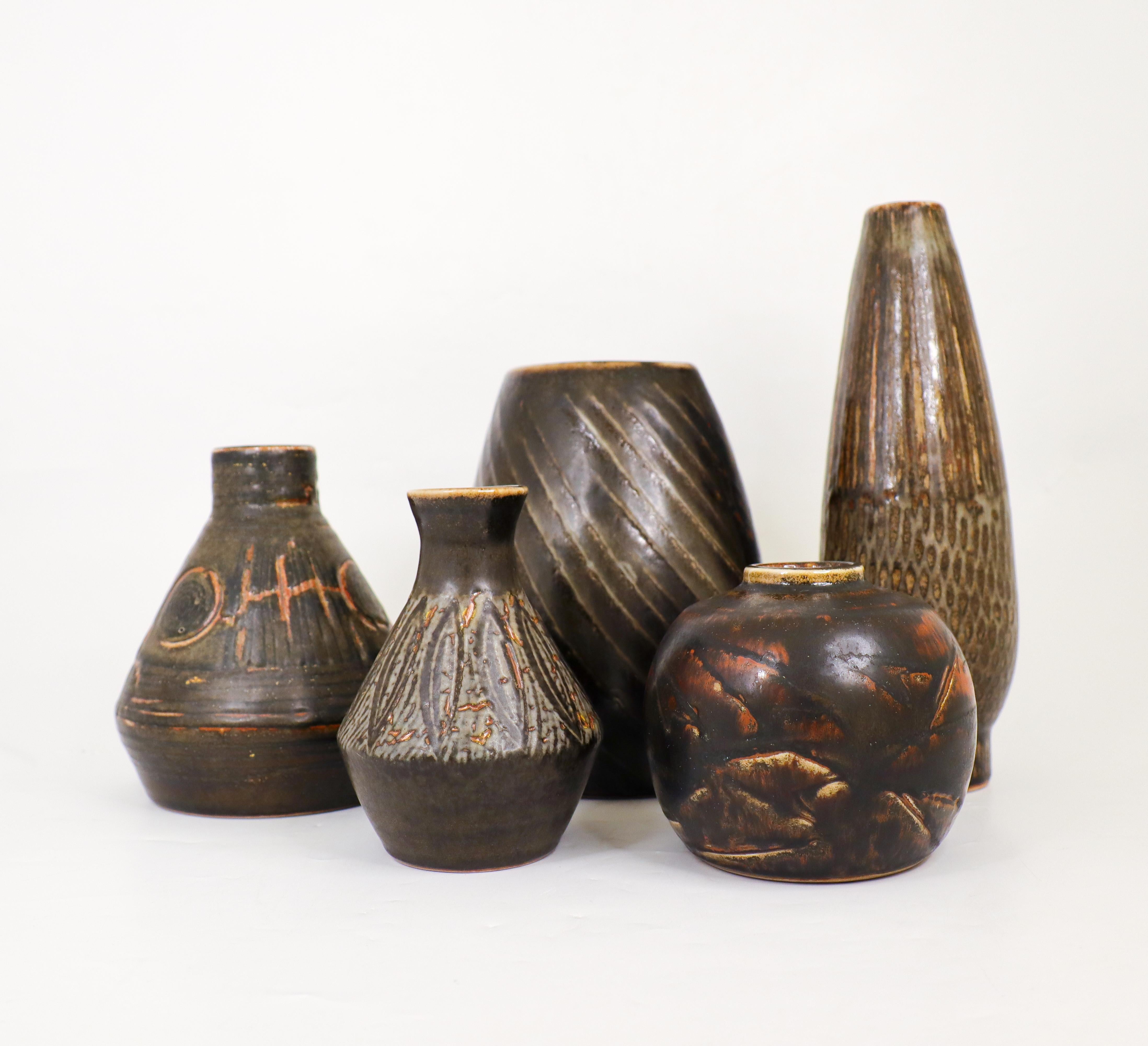 Glazed Group of 5 Brown Vases Ceramics, Rörstrand - Carl-Harry Stålhane For Sale