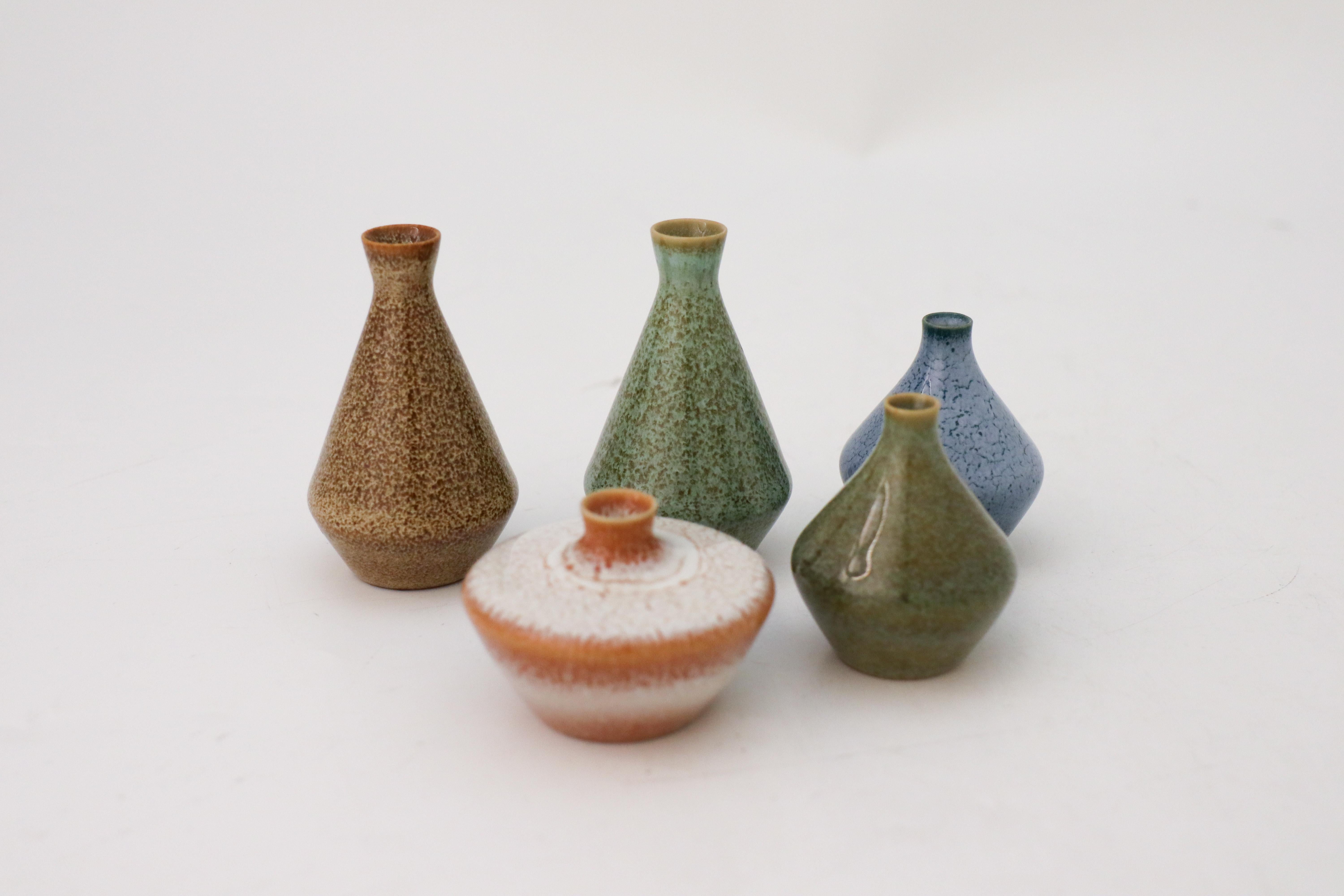 Scandinavian Modern Group of 5 Miniature Vases, Bertil Lundgren, Rörstrand, Midcentury Vintage For Sale