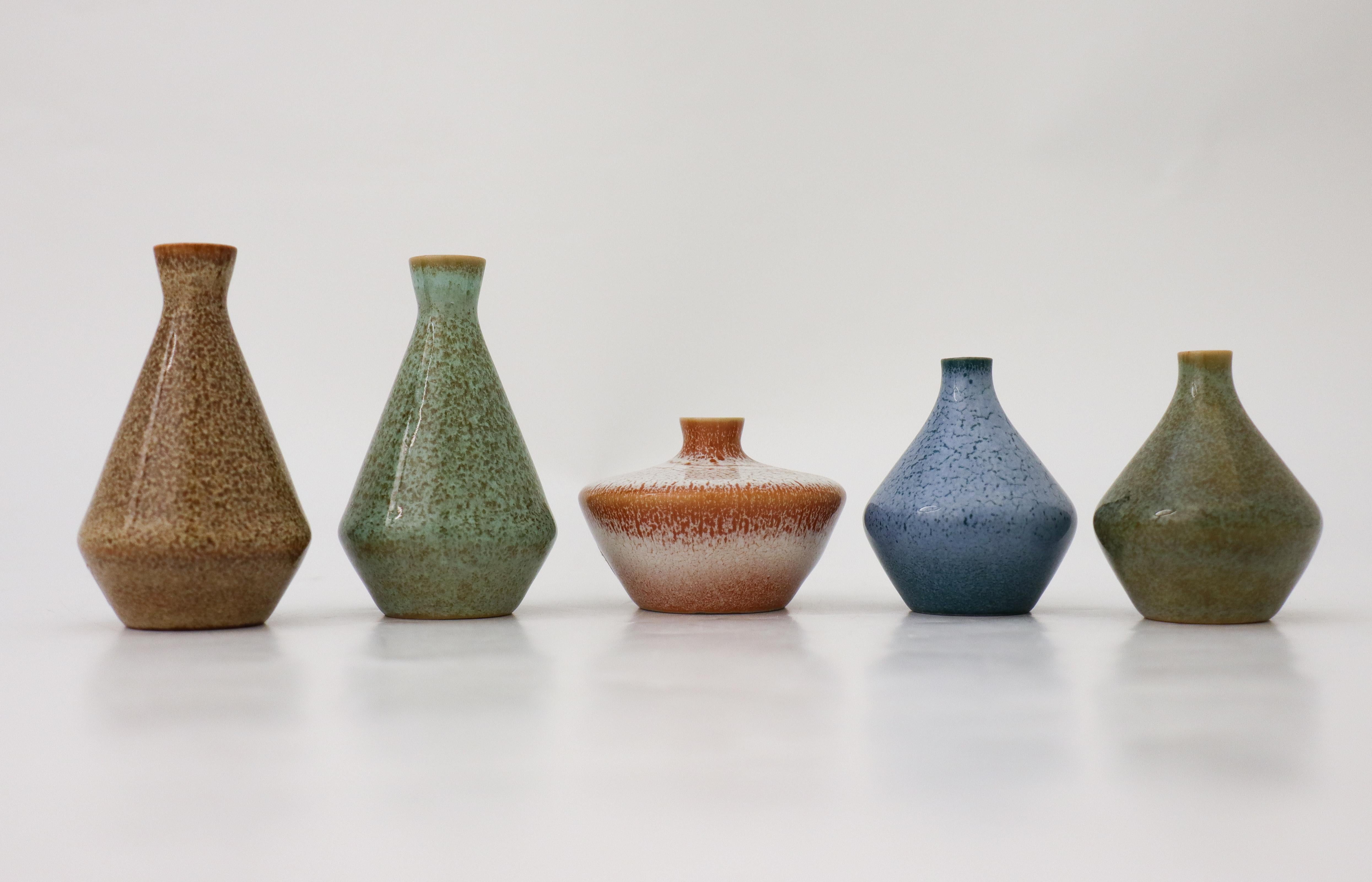 Swedish Group of 5 Miniature Vases, Bertil Lundgren, Rörstrand, Midcentury Vintage For Sale