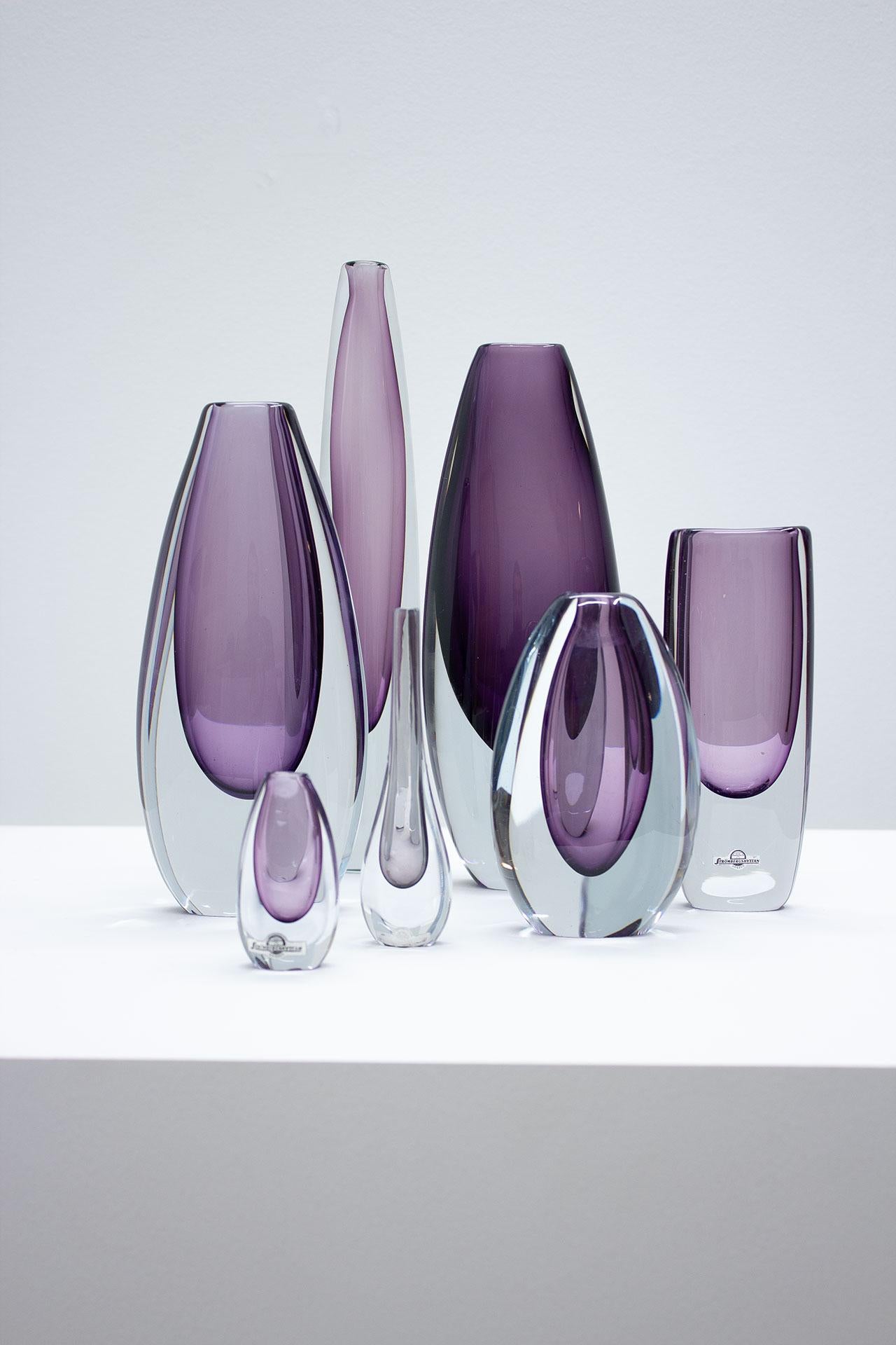 Gruppe von 7 Glasvasen 