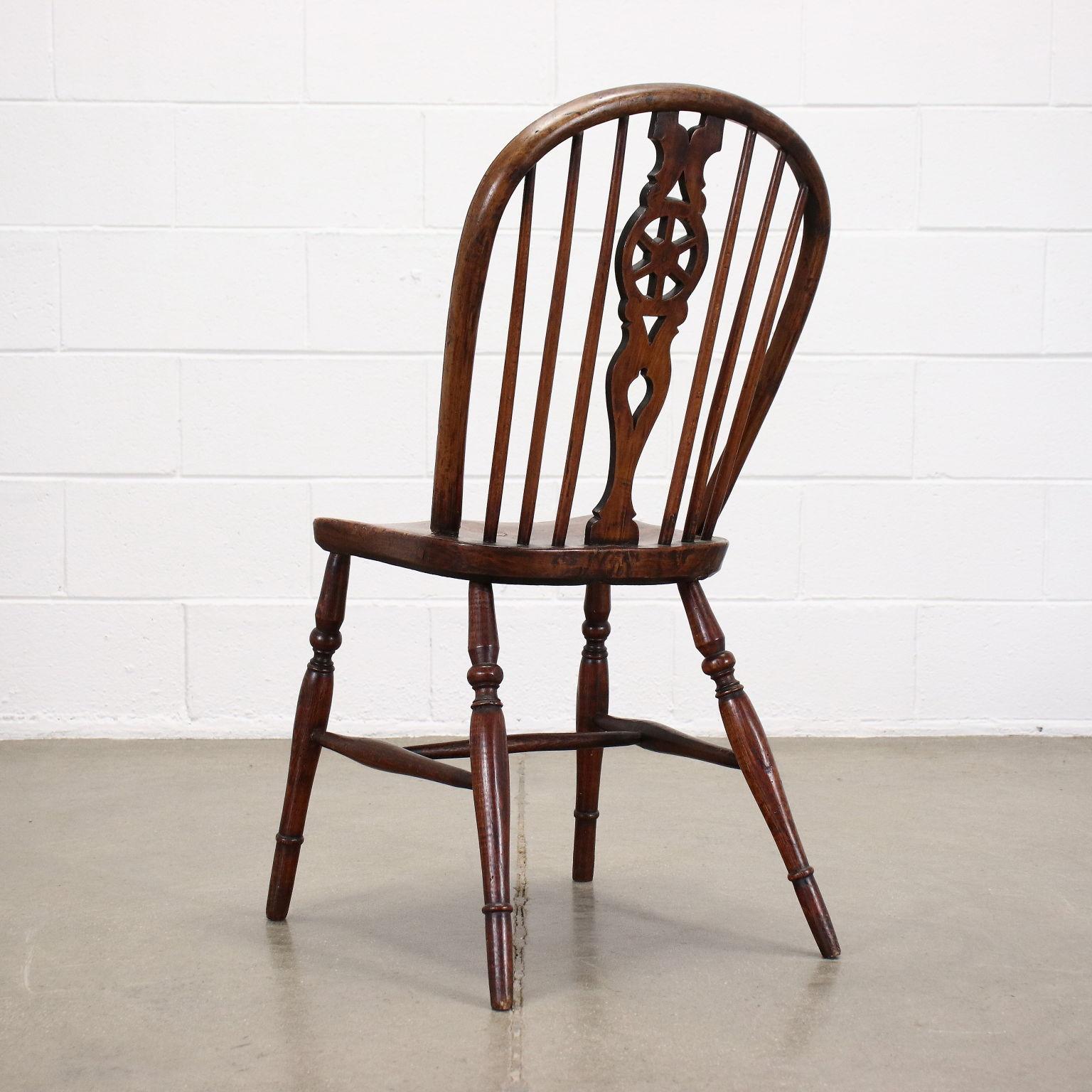 Group of 7 Windsor Chairs Elm United Kingdom, XVIII Century 2