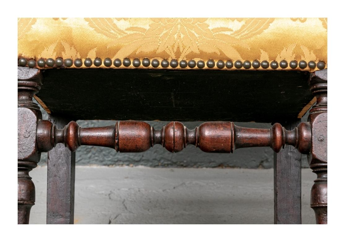 Groupe de 8  Cadres de chaises d'appoint anciens/ Restauration en vente 7