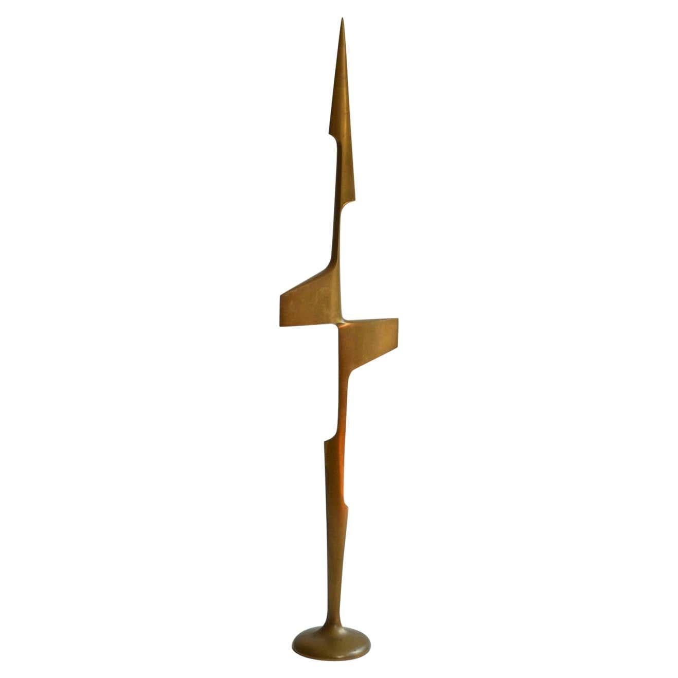 Three abstract cast bronze sculptures stands proud in take-off to create the lift for an upward jump, a generated airflow in take-off and a pedestal suggesting birds in-flight. These sculptures are aerodynamic design creating a dynamism of the