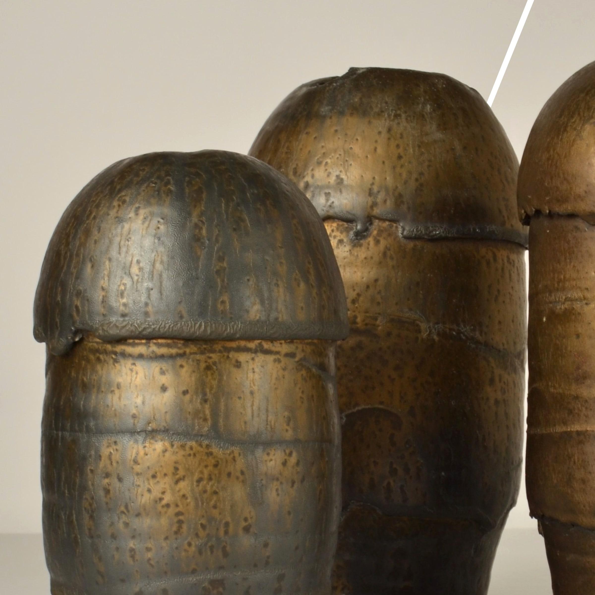 Mid-Century moderno Gruppo di vasi in bronzo e ceramica di Jaan Mobach in vendita