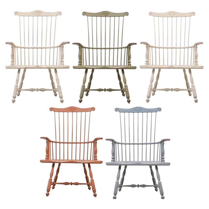 Group of Five Remarkable Philadelphia Style Comb Back Windsor Chairs