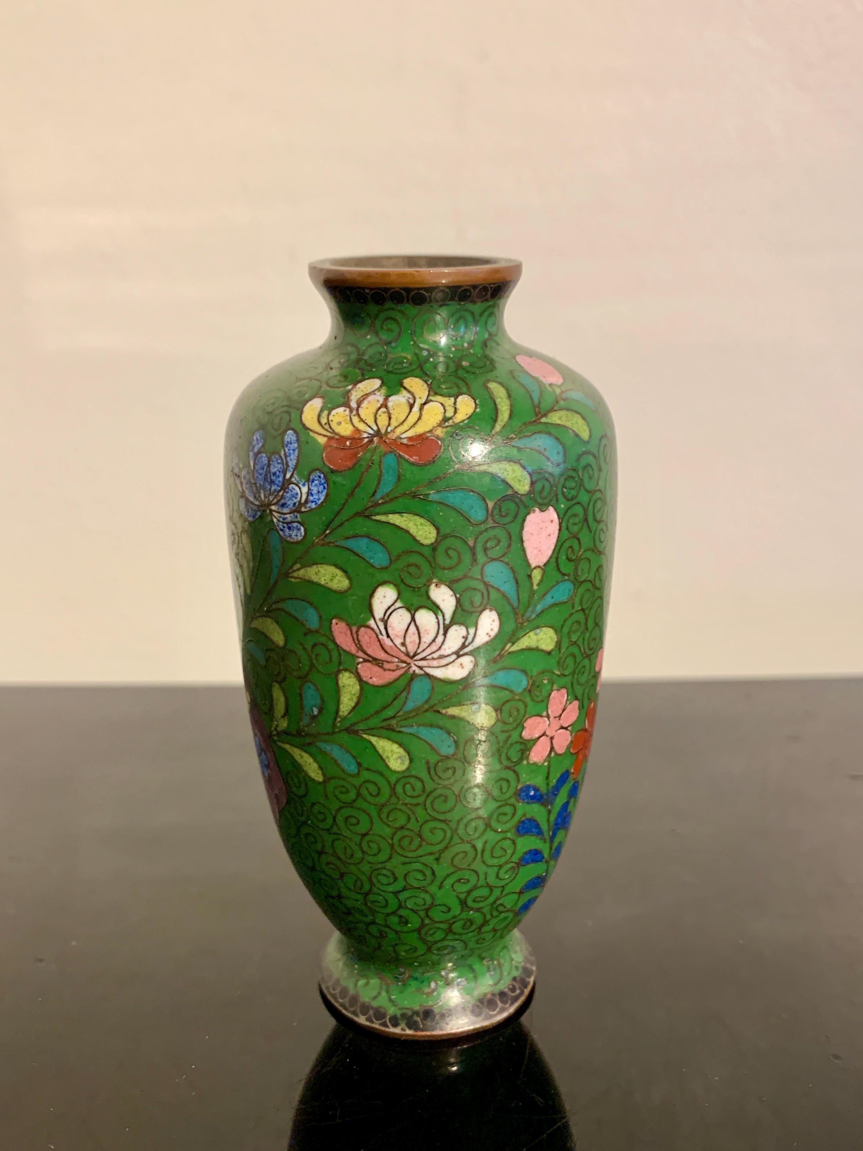 Group of Five Small Japanese Cloisonne Vases, Meiji Period, Early 20th C, Japan 1
