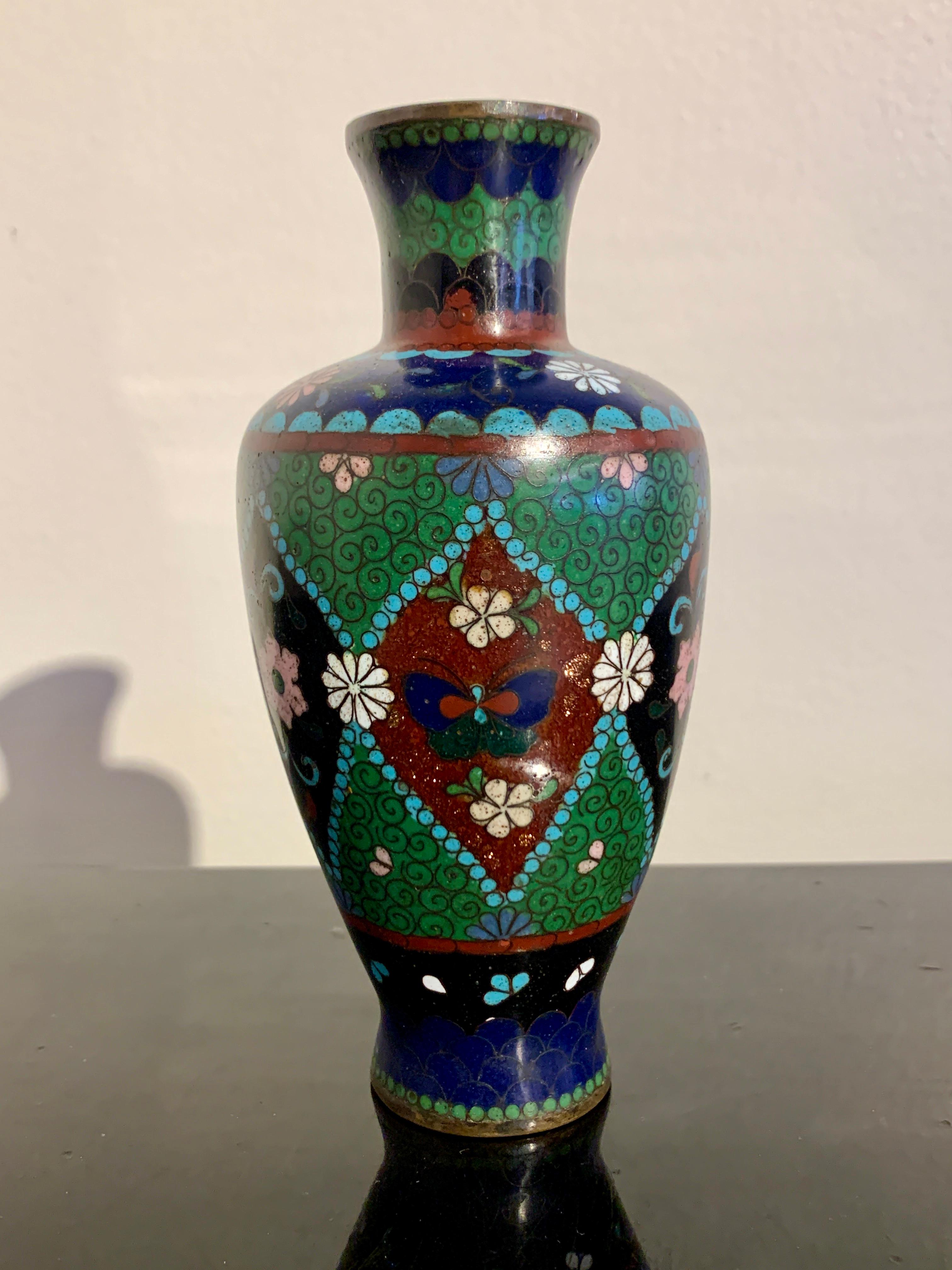 antique japanese cloisonne vase