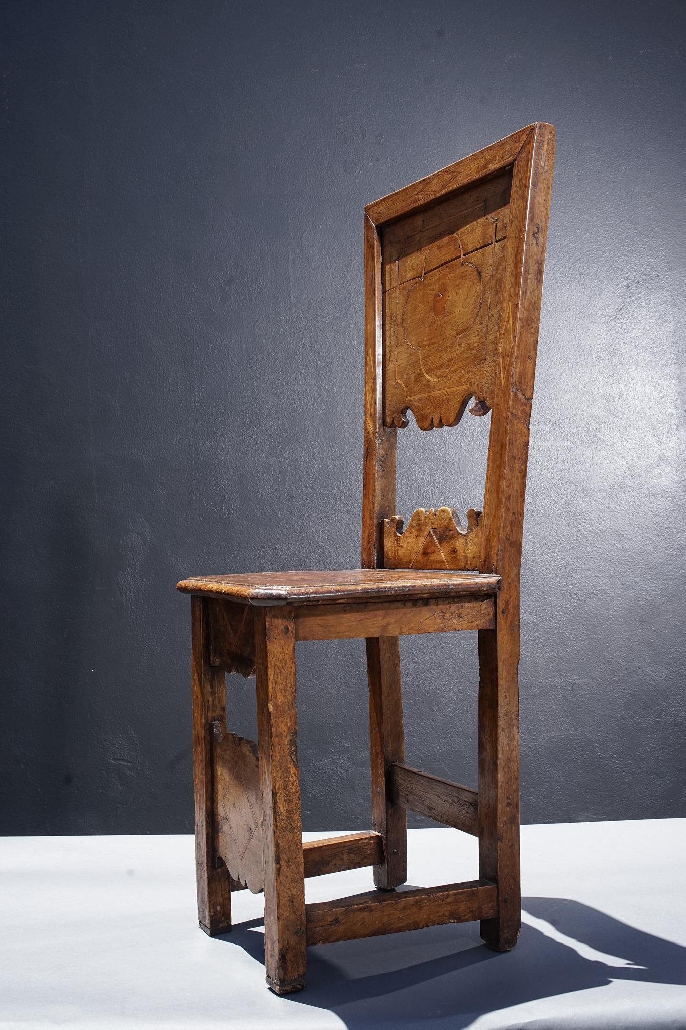 18th Century and Earlier Group of Four 18th Century Inlaid Walnut Side Chairs For Sale