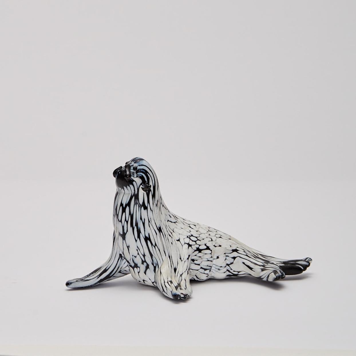 Groupe de quatre sculptures animalières de Murano en noir et blanc par Archimede Seguso en vente 9