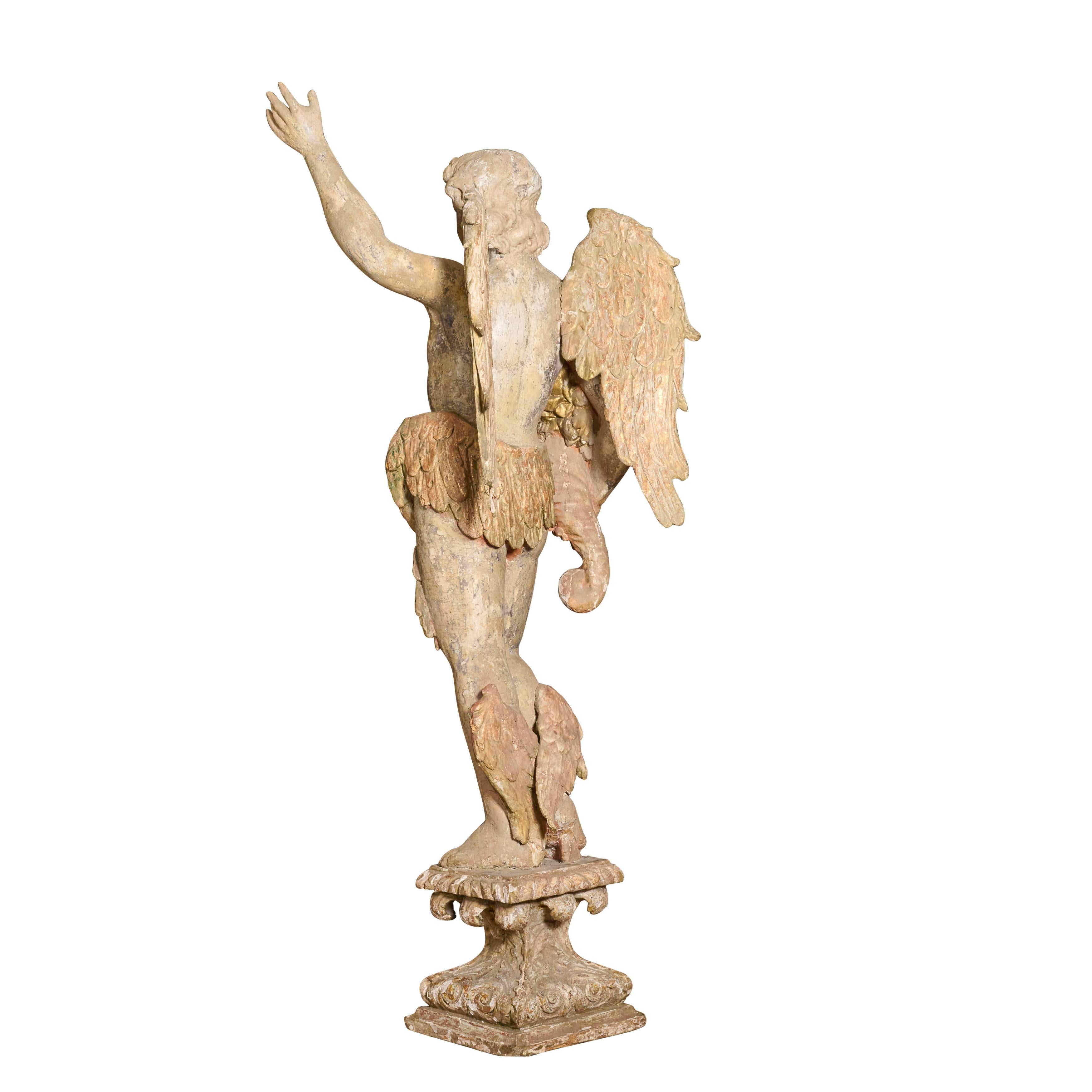 Italian Group of Four Carved Wood / Gesso Winged Angels For Sale
