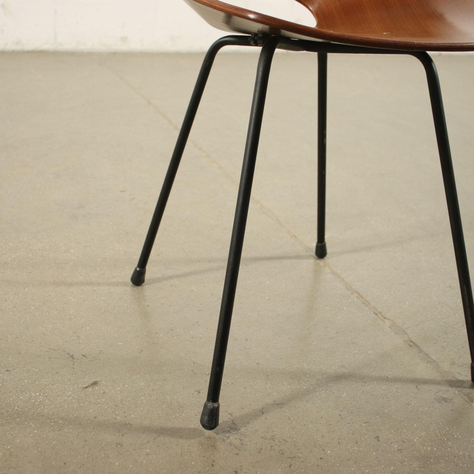 Group of Four Chairs Vittorio Nobili Plywood Enamelled Metal, Italy, 60s 1