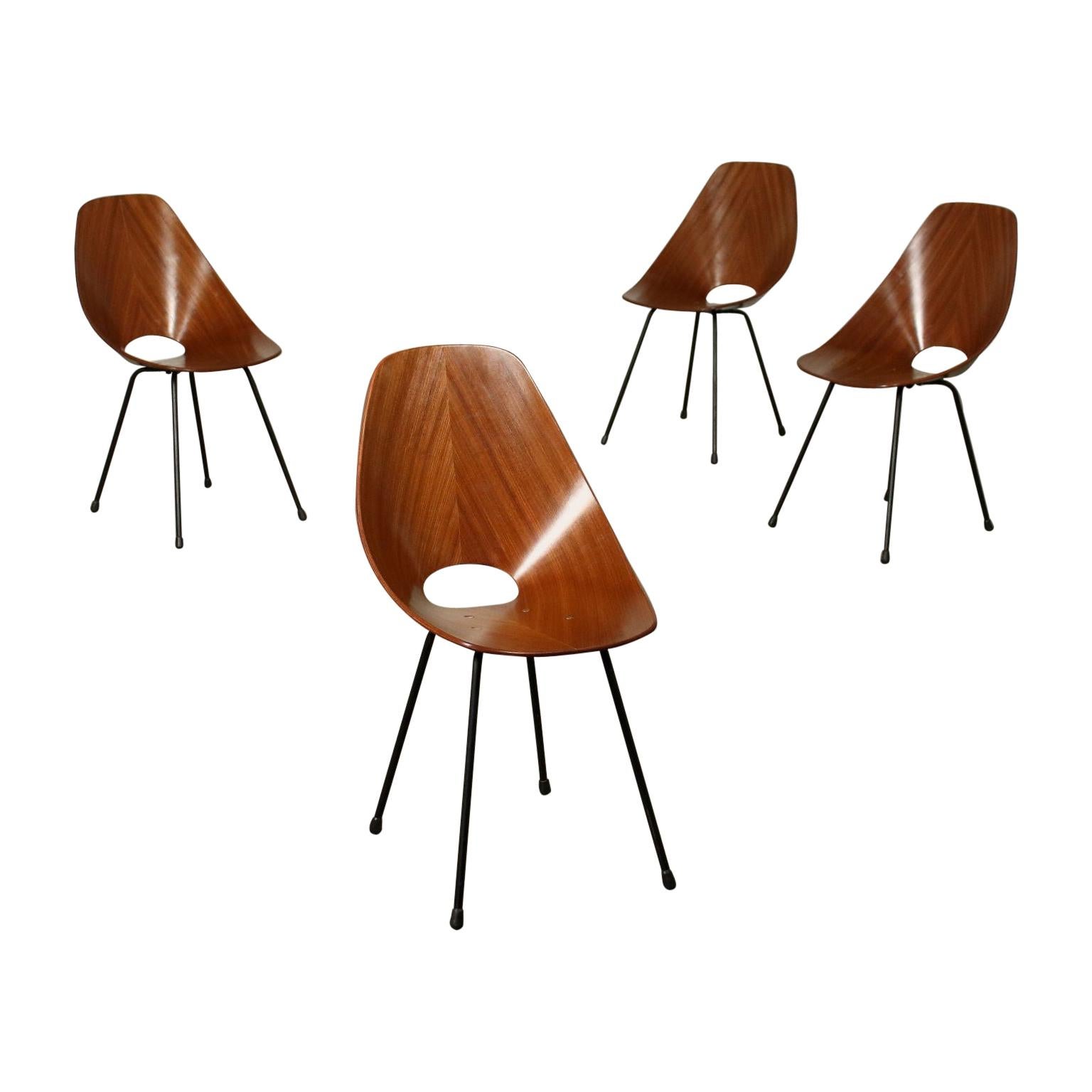 Group of Four Chairs Vittorio Nobili Plywood Enamelled Metal, Italy, 60s