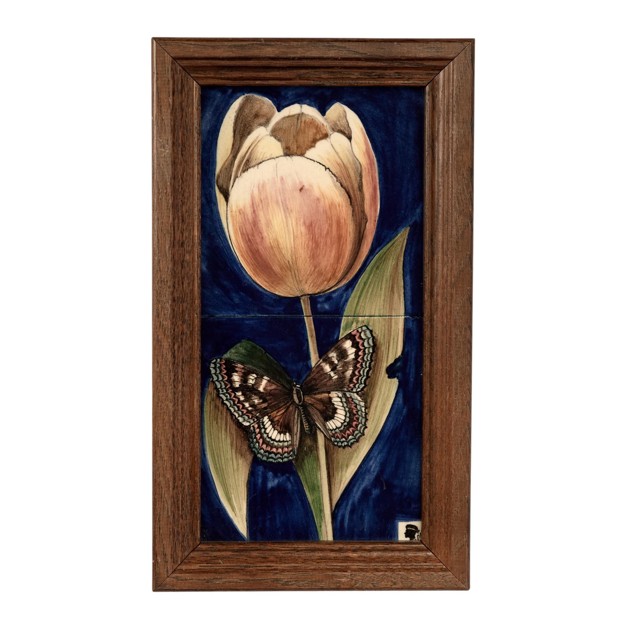 Dipinto a mano Group of Four Framed Tile Wall Art with Flowers and Butterflies in vendita