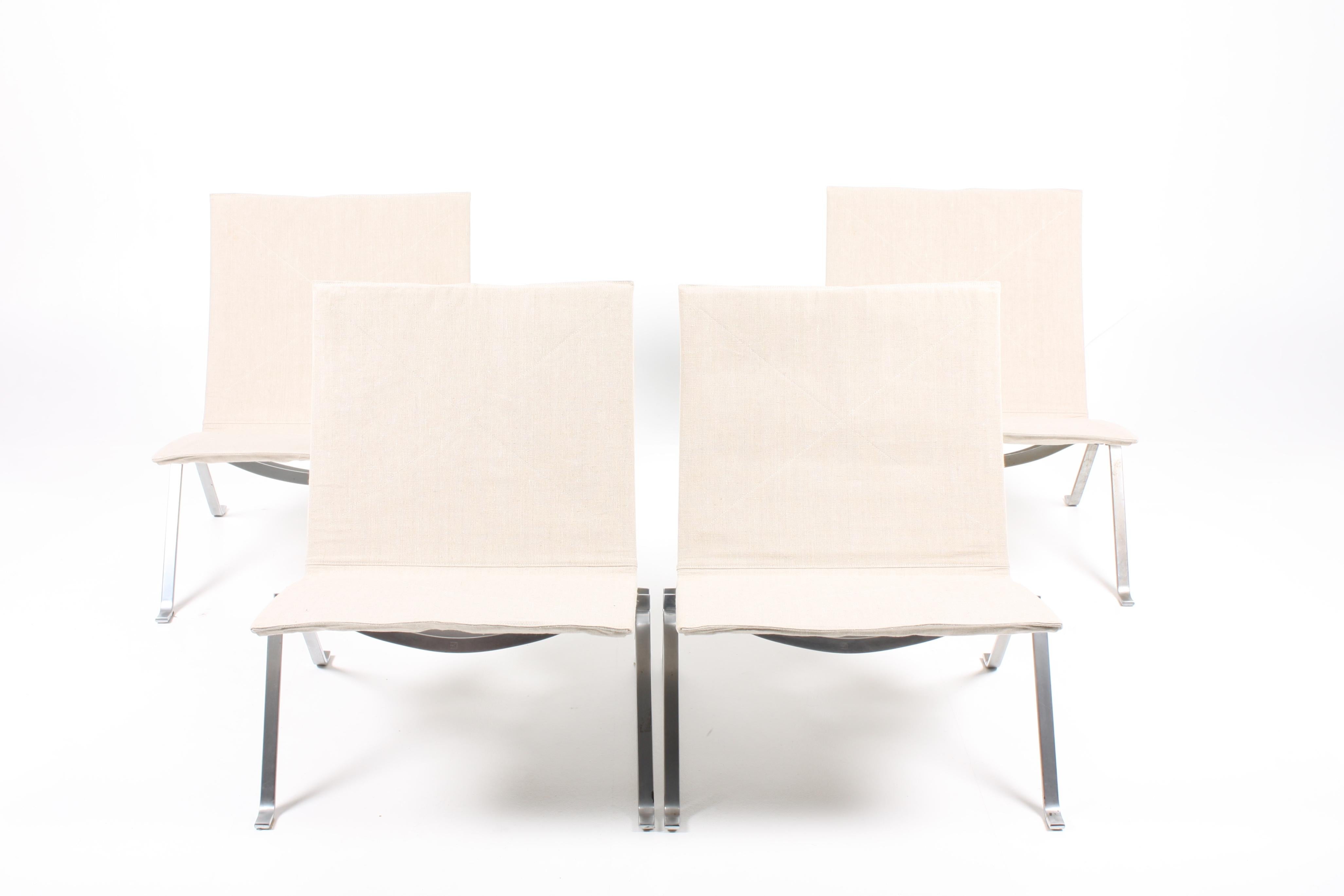 Group of Four Midcentury PK22 Lounge Chairs in Canvas by Kjærholm, Danish Design 2