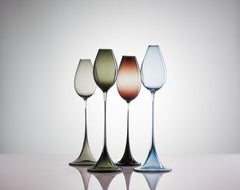 Group of Four Nils Landberg 'Tulpan' Tulip Vases for Orrefors Sweden, Expo 1957