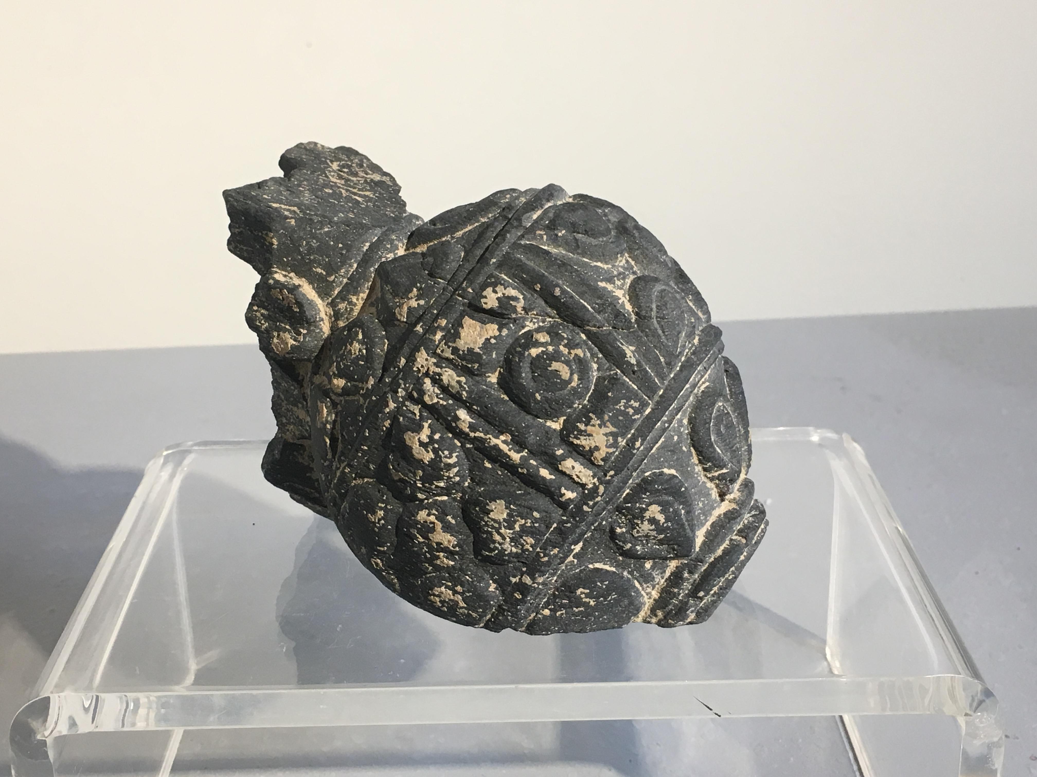 Group of Gandharan Carved Schist Sculptural Fragments, 3rd-5th Century In Fair Condition In Austin, TX