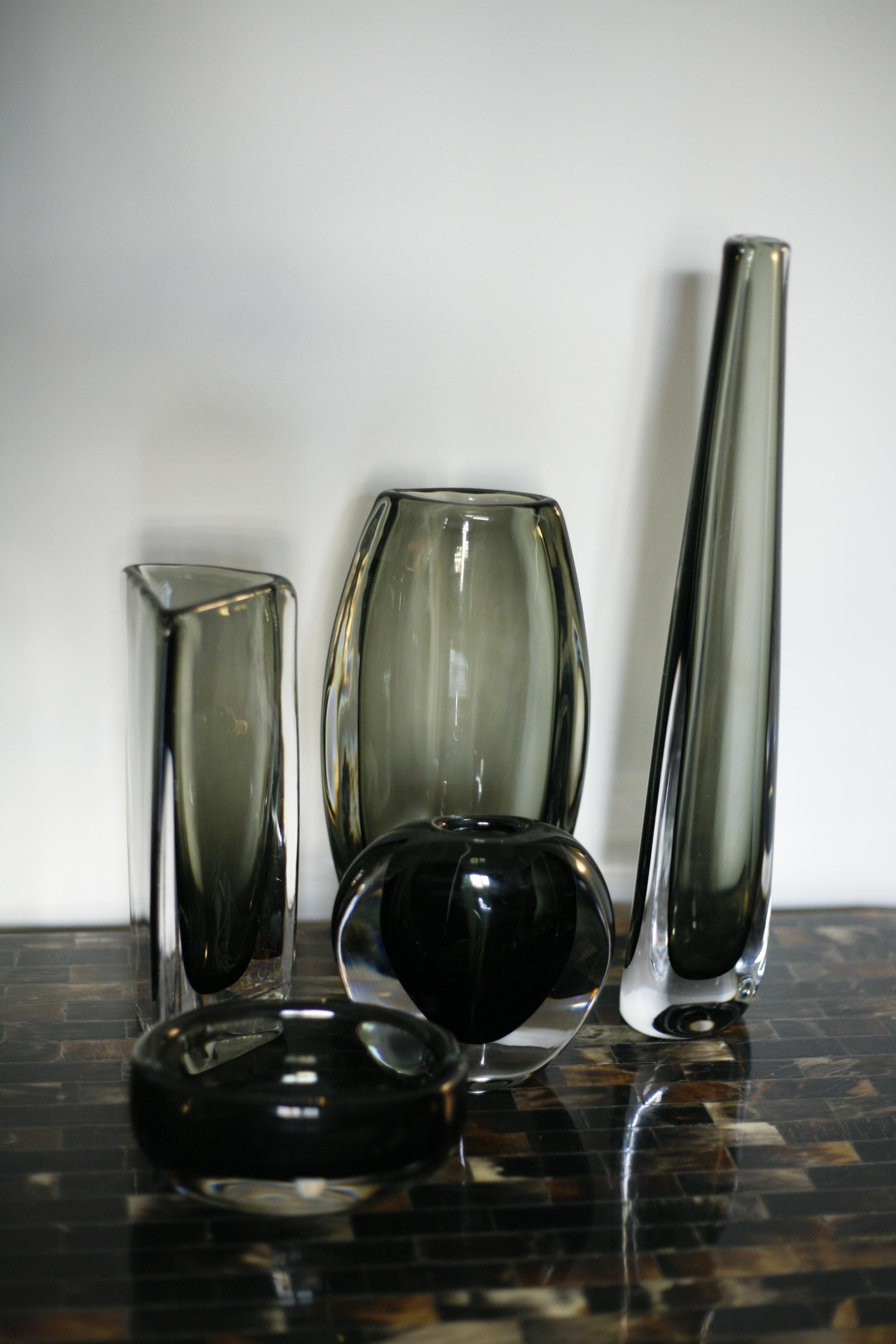 Mid-Century Modern Group of Green Nils Landberg for Orrefors Crystal Glass Vases, Sweden, 1950s For Sale