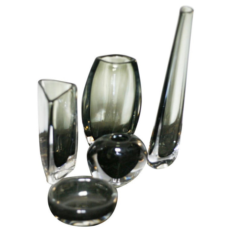 Group of Green Nils Landberg for Orrefors Crystal Glass Vases, Sweden,  1950s For Sale at 1stDibs