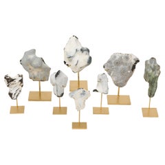 Gruppe von montierten Natursteinexemplaren aus Dänemark