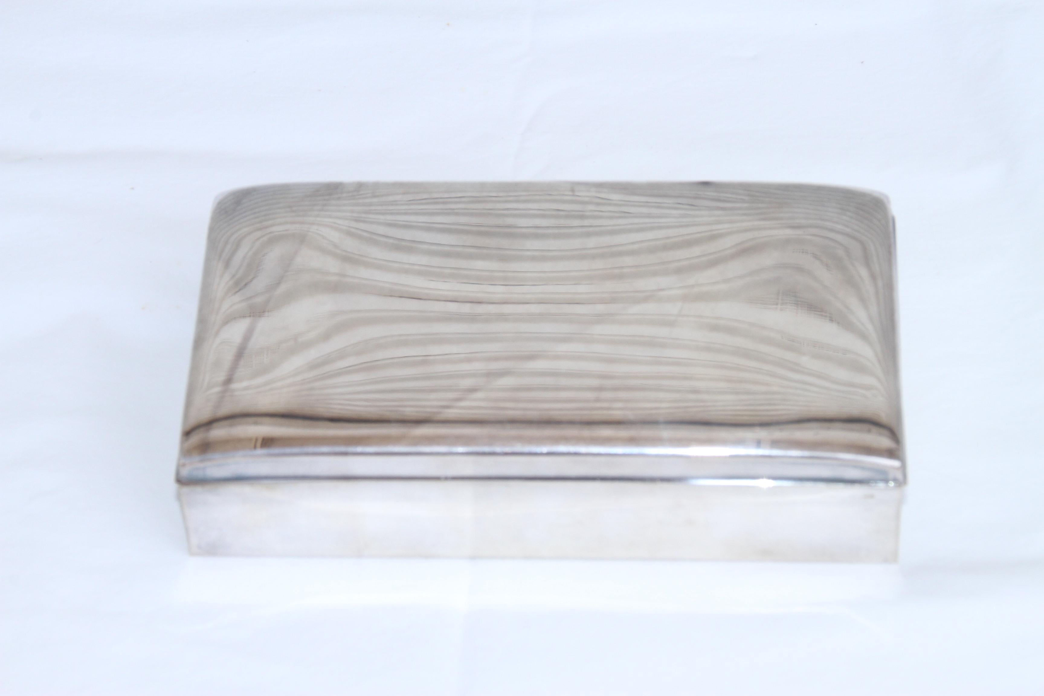 Grupo de cajas plateadas siglo XX en venta