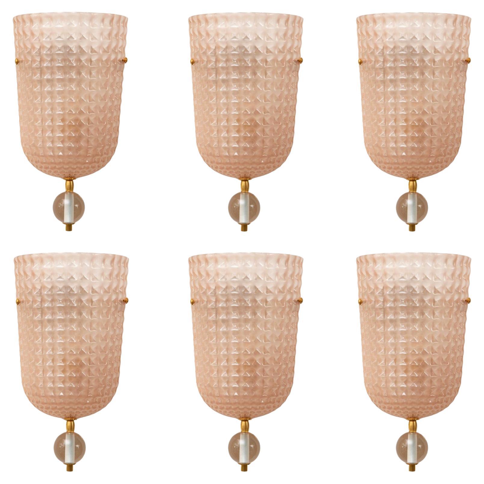 Gruppe von sechs Art Deco Stil Rosa Murano Glas Demi-Lune Wall Lights, auf Lager