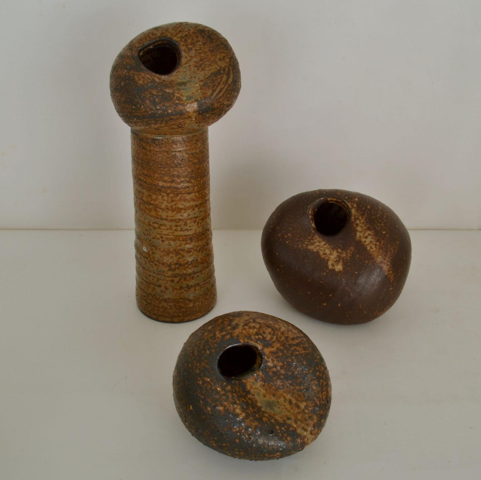 Group of Studio Ceramic Free Form Pebble Vases in Earth Tones by Jaan Mobach For Sale 6