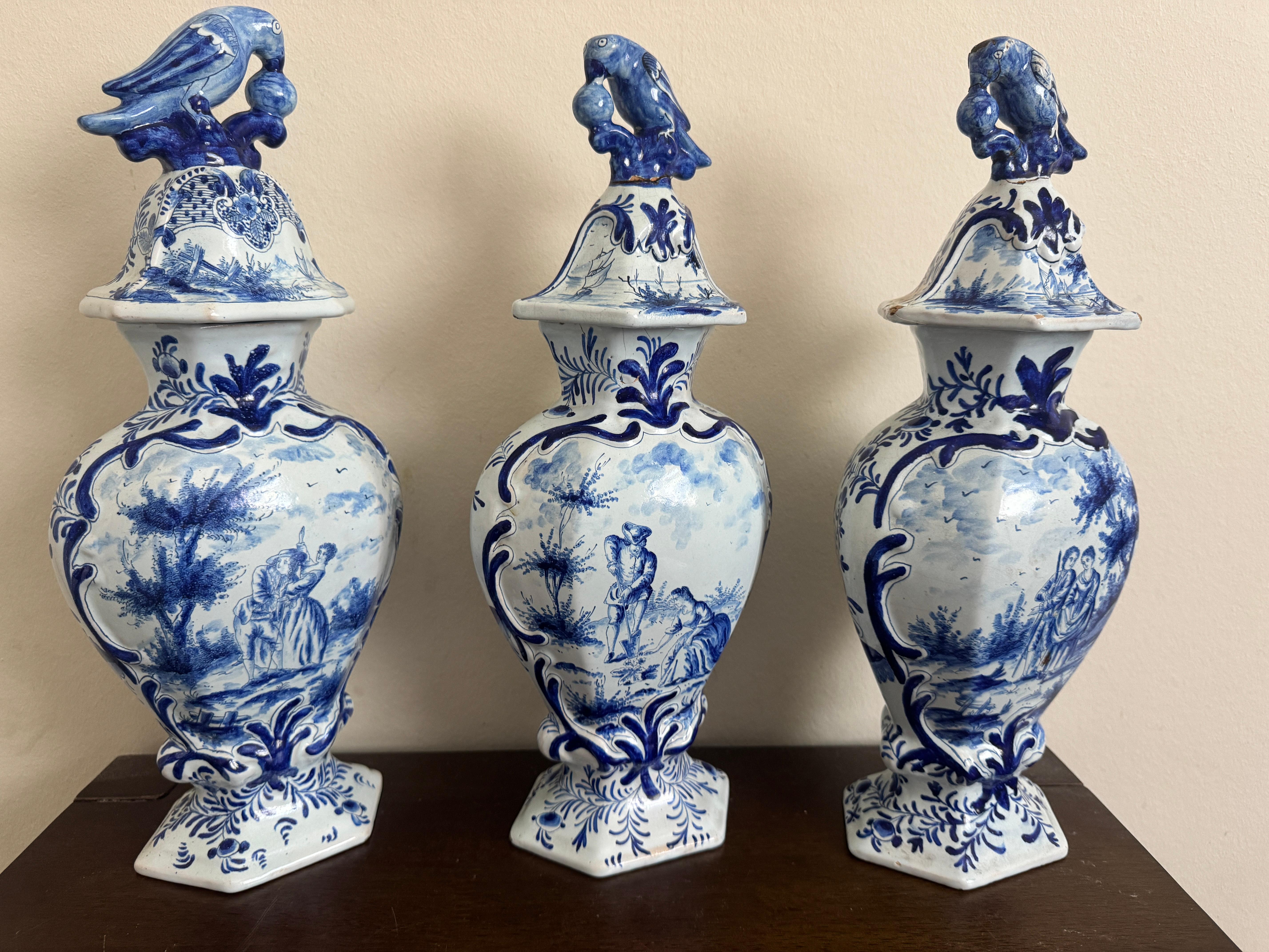 Group of Three 18th Century Delft Jars And Lids For Sale 5
