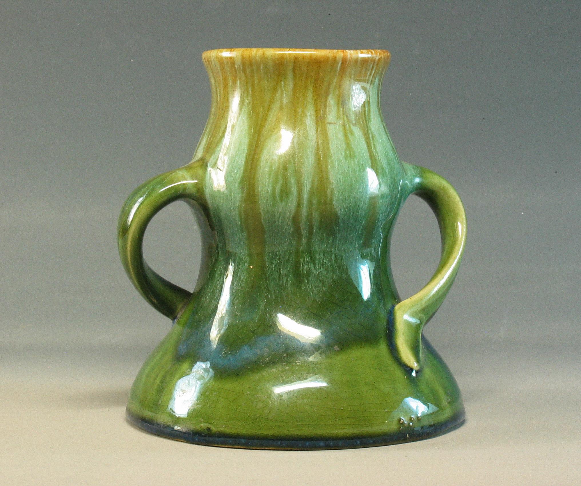 Group of Three 20th Century Art Pottery Pieces In Good Condition For Sale In Ottawa, Ontario