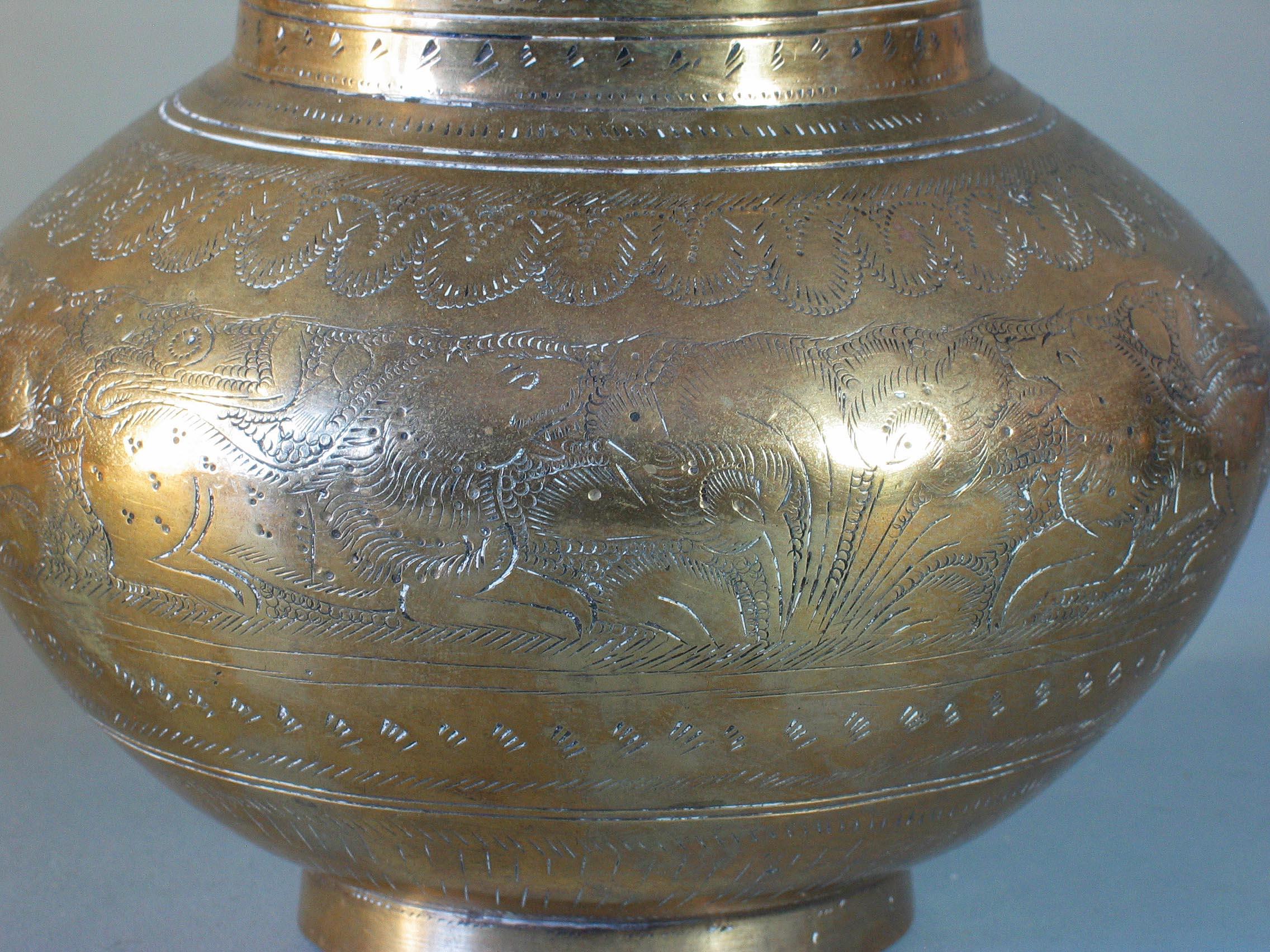 Group of Three Brass Vases Lotas Tanjore South India In Good Condition For Sale In Ottawa, Ontario