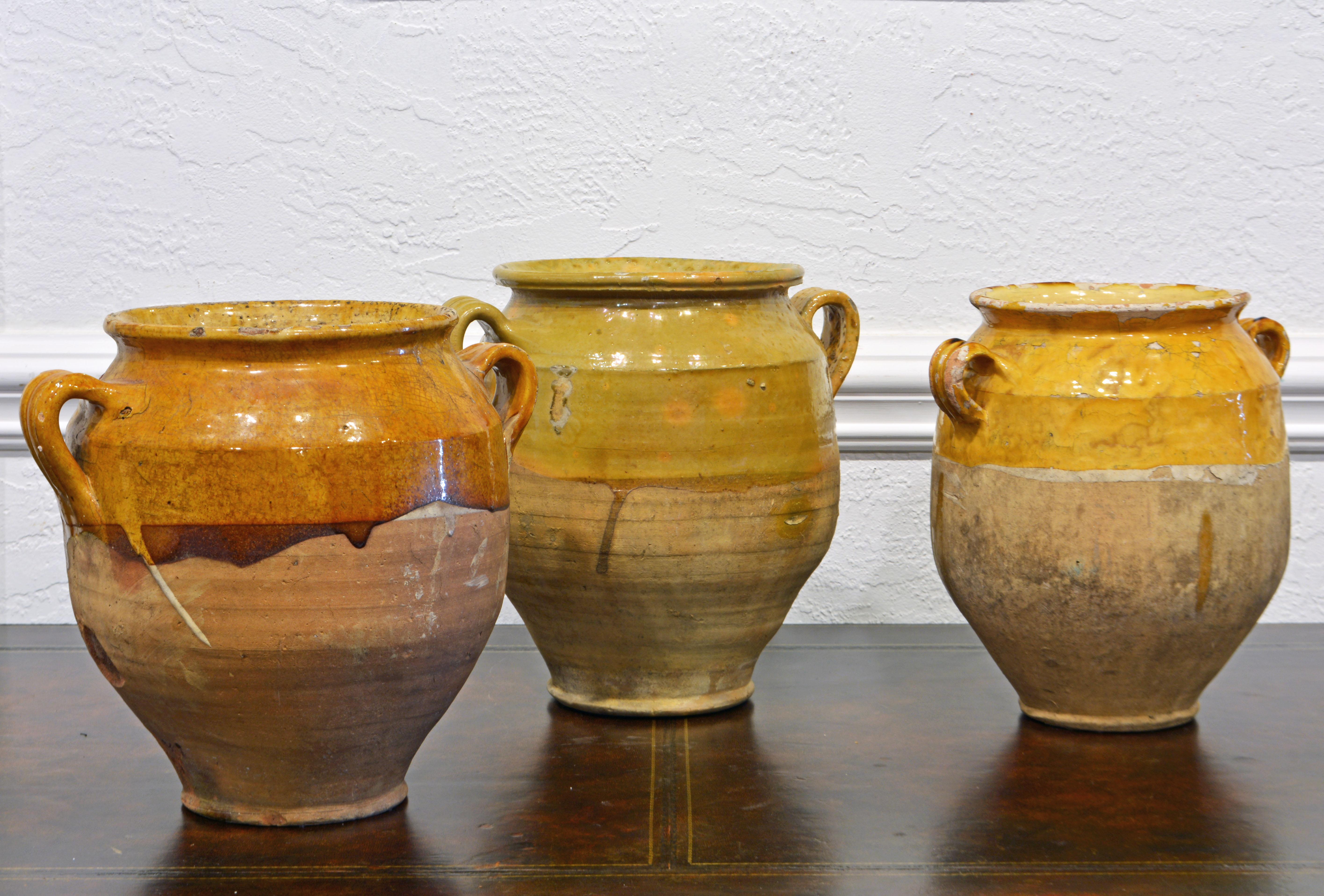 Group of Three Large 19th and Early 20th Century French Terracotta Confit Pots In Good Condition In Ft. Lauderdale, FL