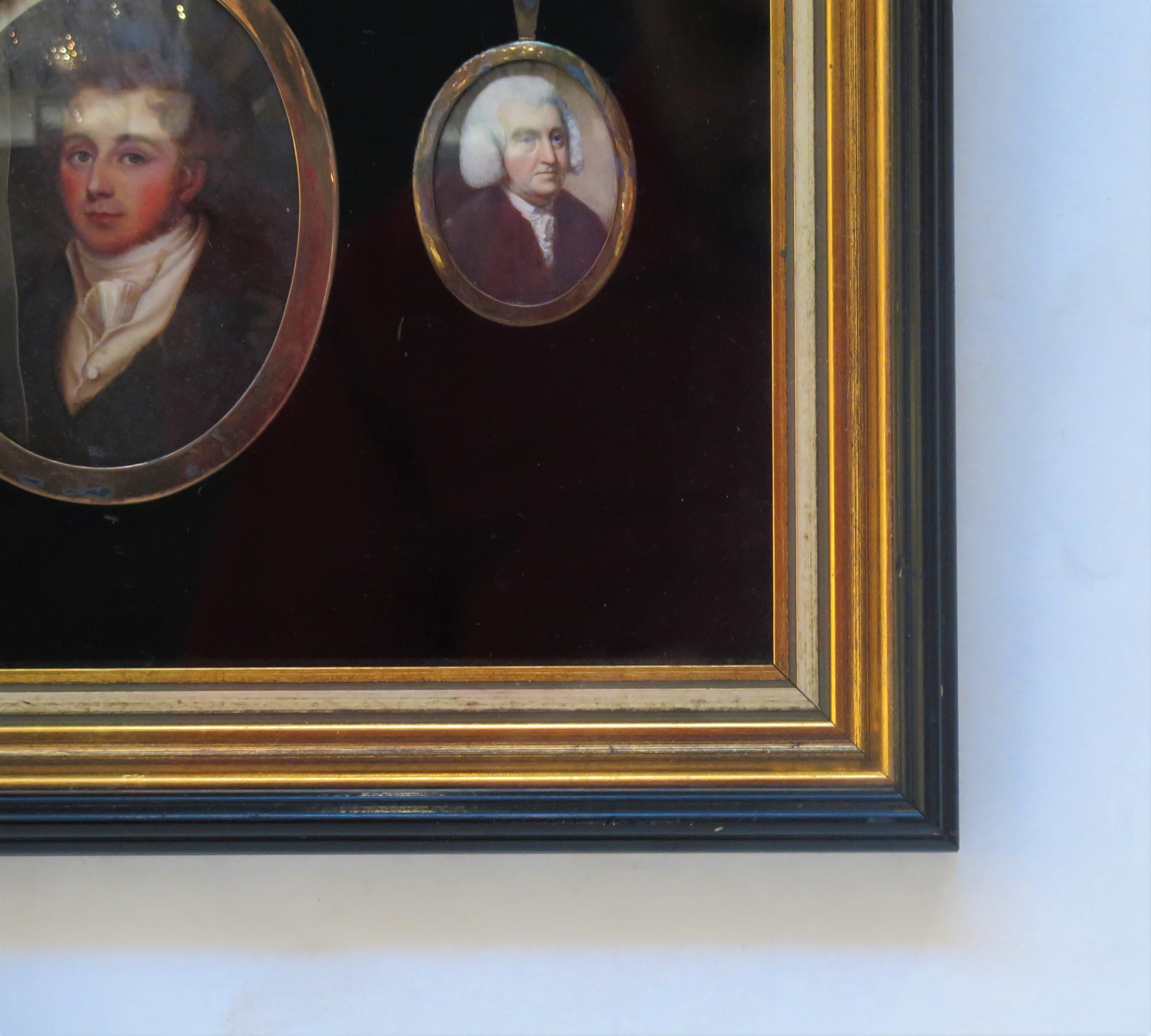 Anglais Groupe de trois portraits miniatures / Gentlemen anglais en vente
