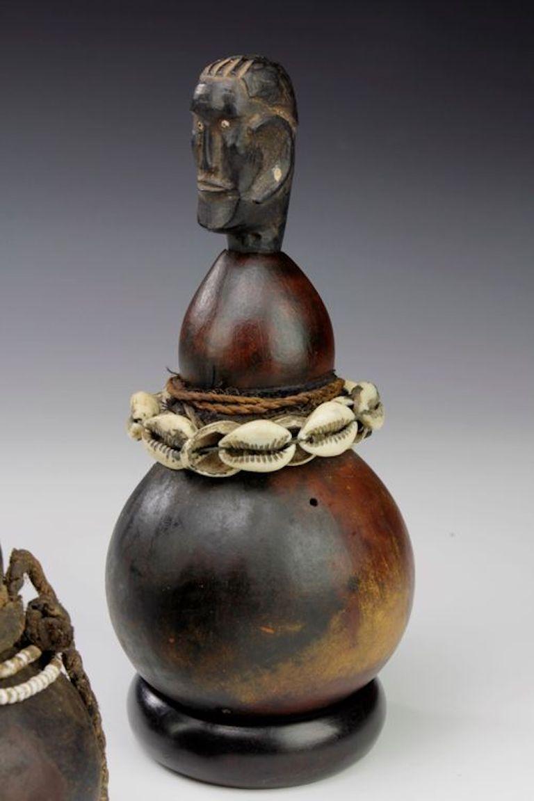 Grupo de tres recipientes de medicina tradicional. Luguru, Tanzania en venta 1