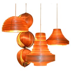 Groupe de quatre grandes lampes en contreplaqué Hans Agne Jacobsson