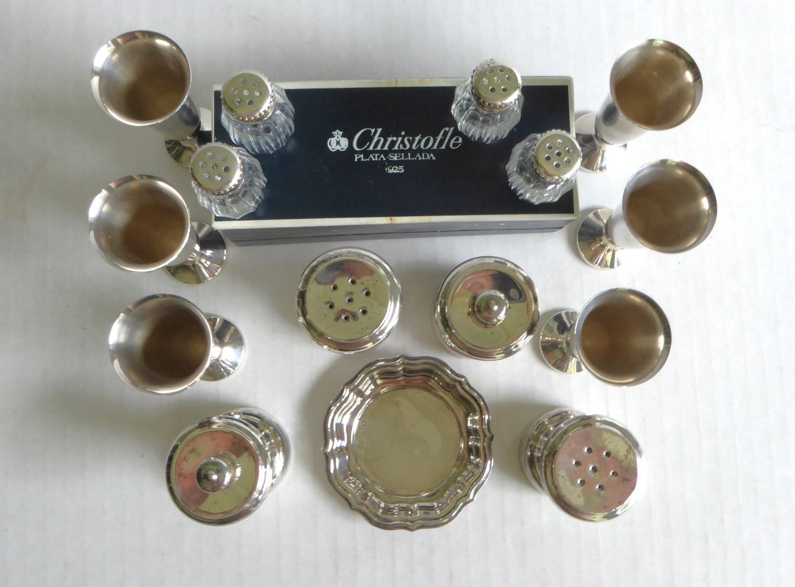 Hollywood Regency Groupe de 15 pièces en argent sterling vintage S/P Petites tasses à vodka caviar en vente