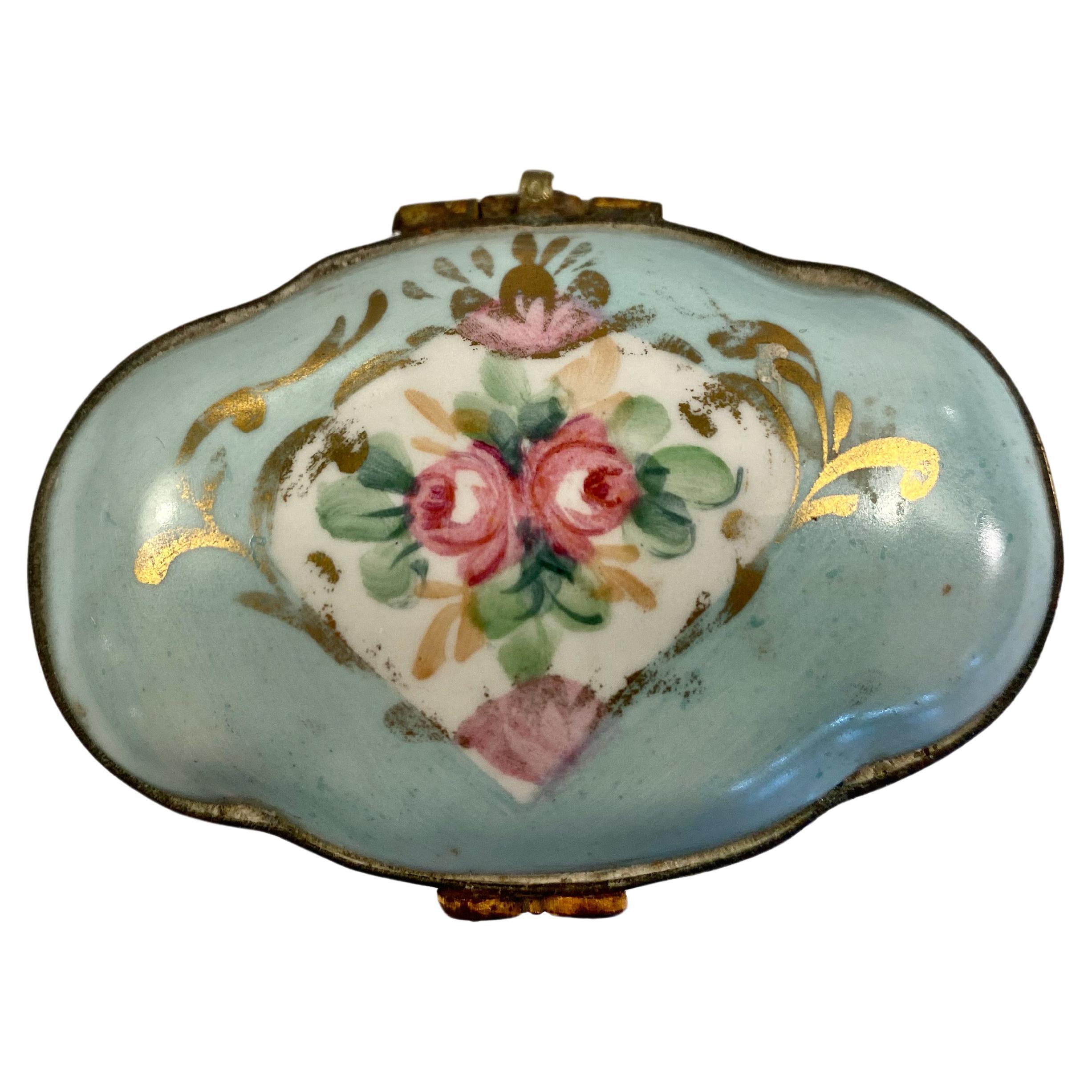 Néoclassique Groupe de 3 boîtes en porcelaine française et anglaise en vente