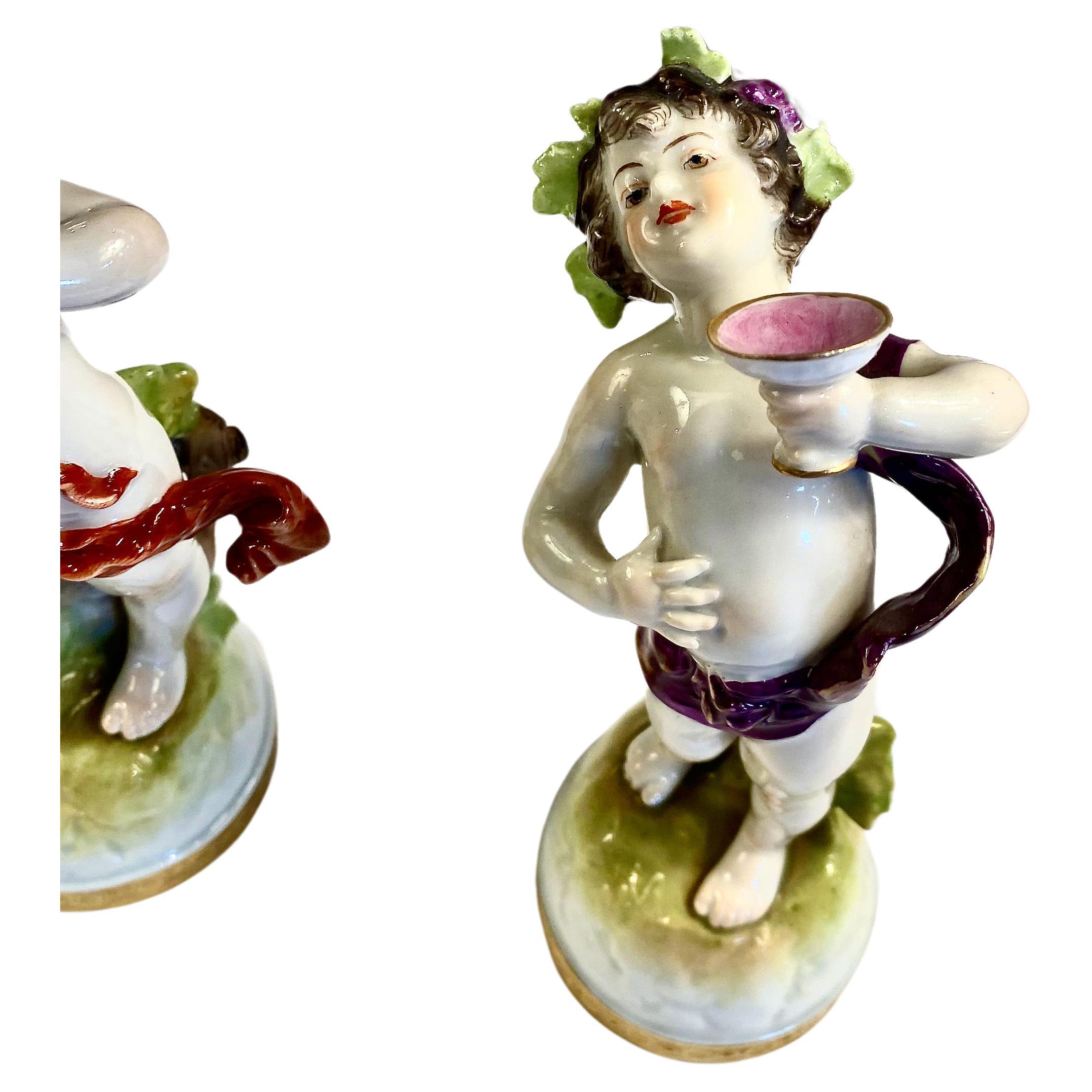 Porcelaine Ensemble de 5 figurines Putti de Rudolstadt Volkstedt en vente