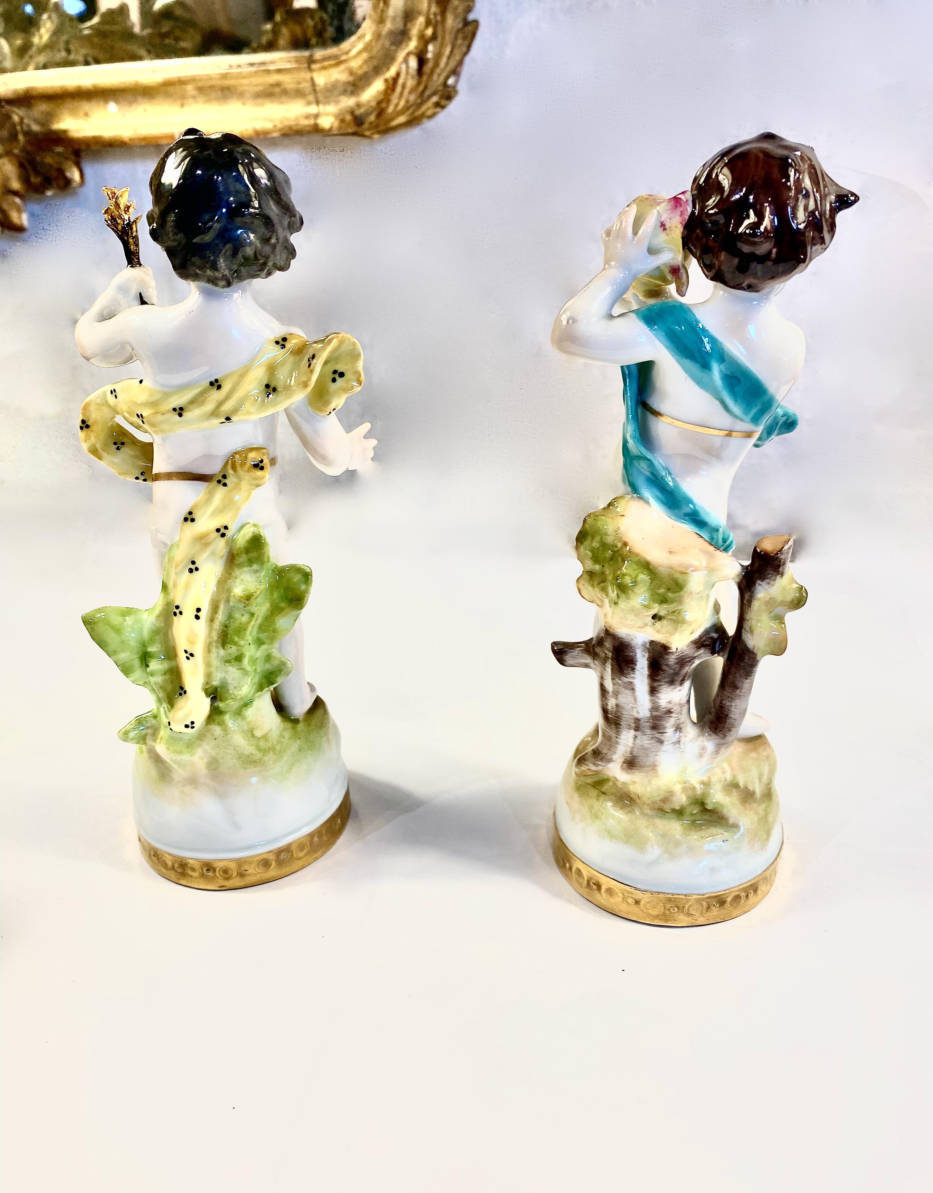 Ensemble de 5 figurines Putti de Rudolstadt Volkstedt en vente 2