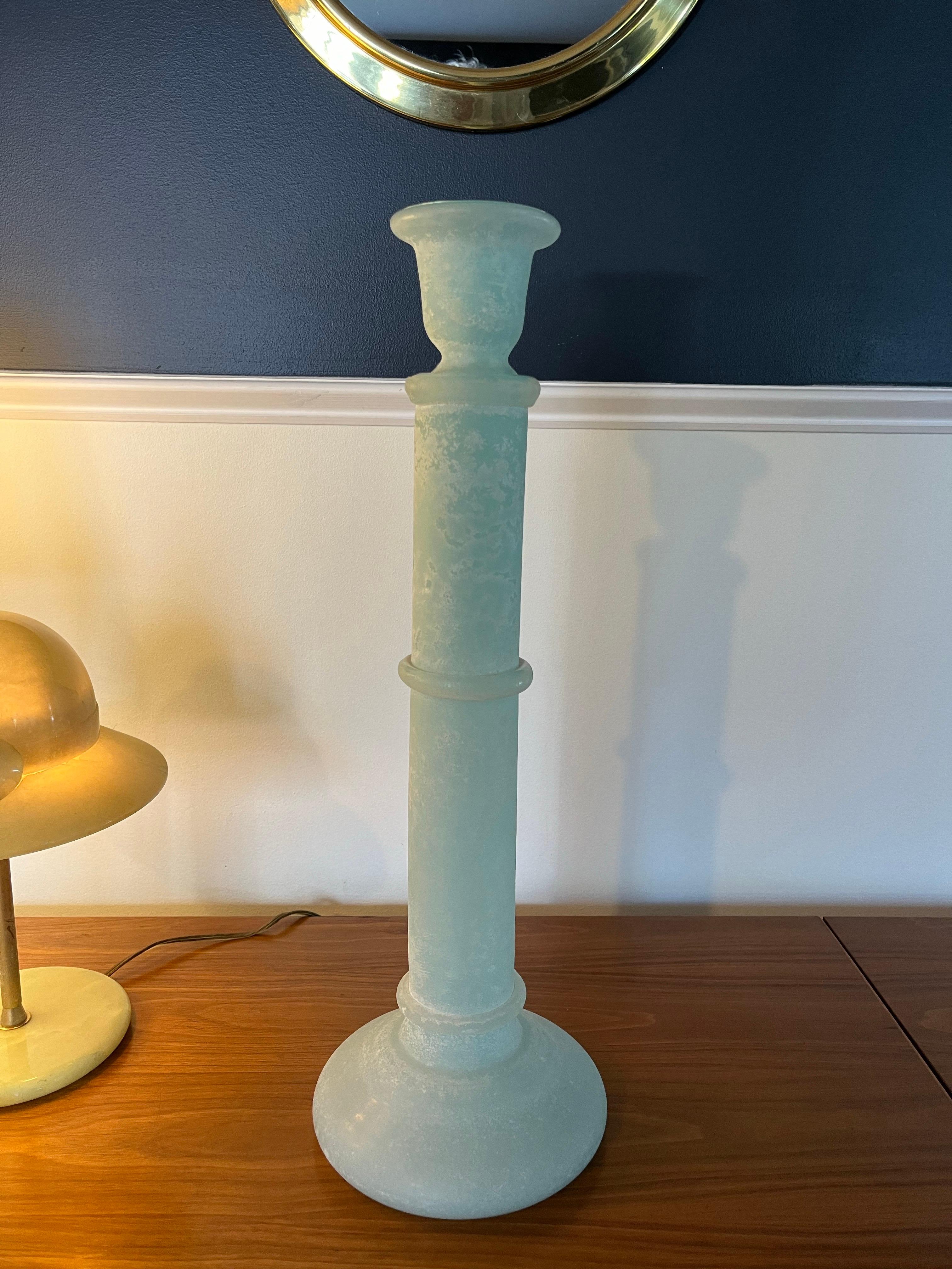 Groupe de trois grands bougeoirs en verre Scavo de Cenedese Bon état - En vente à W Allenhurst, NJ