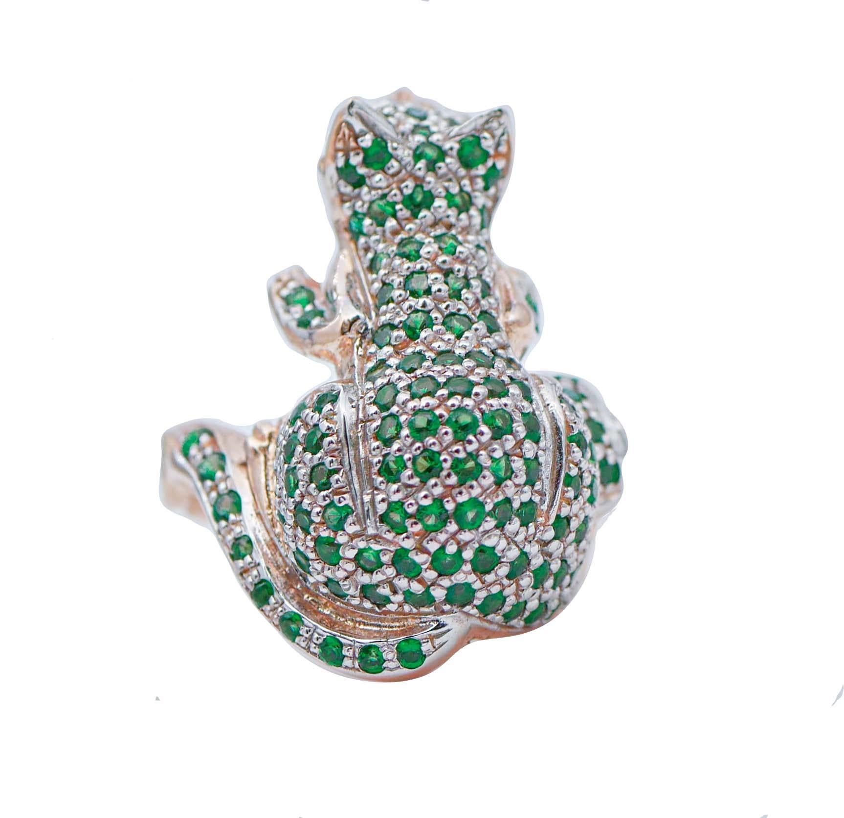 Rétro Bague chat en or rose et argent avec pierres vertes, diamants noirs en vente