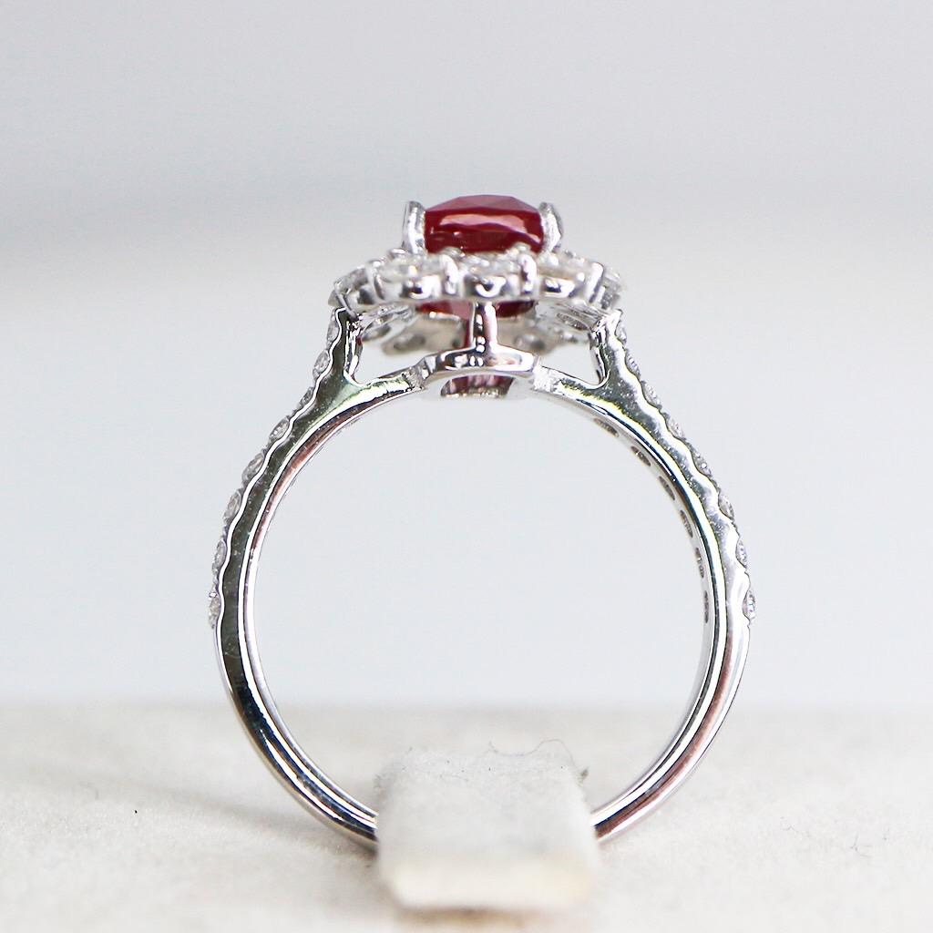 GRS 18K 2.06 ct Pigeon Blood Ruby Antique Art Deco Engagement Ring en vente 2
