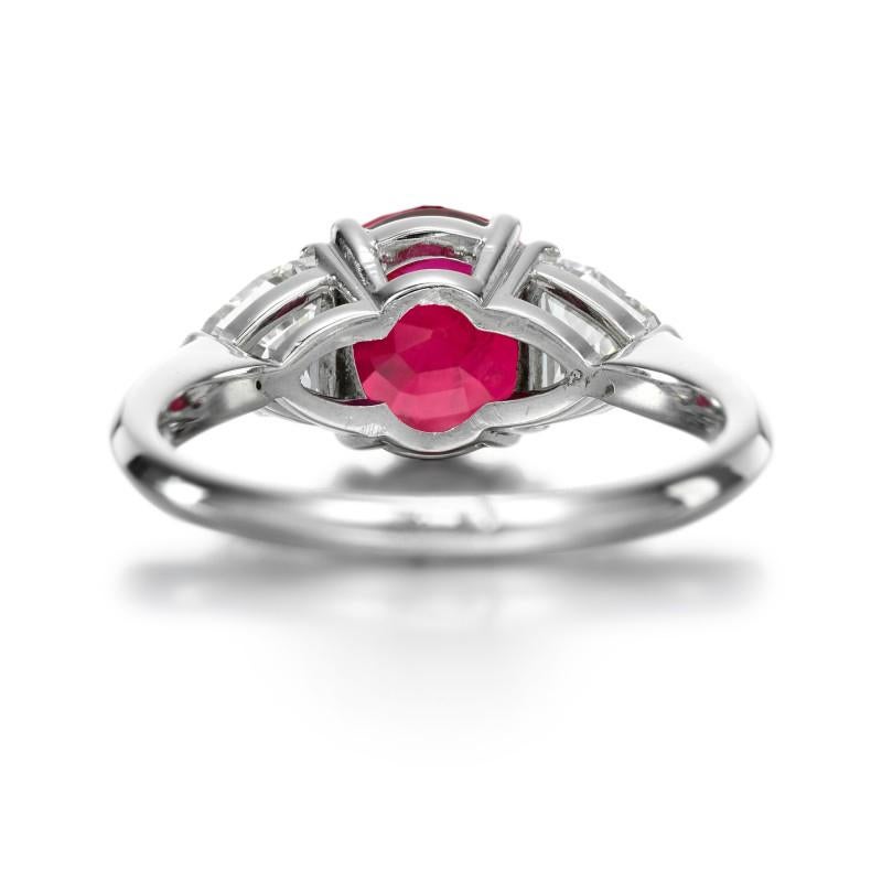 Moderno Anello con diamante rubino GRS 4,50 carati a cuscino BURMA Myanmar NO HEAT