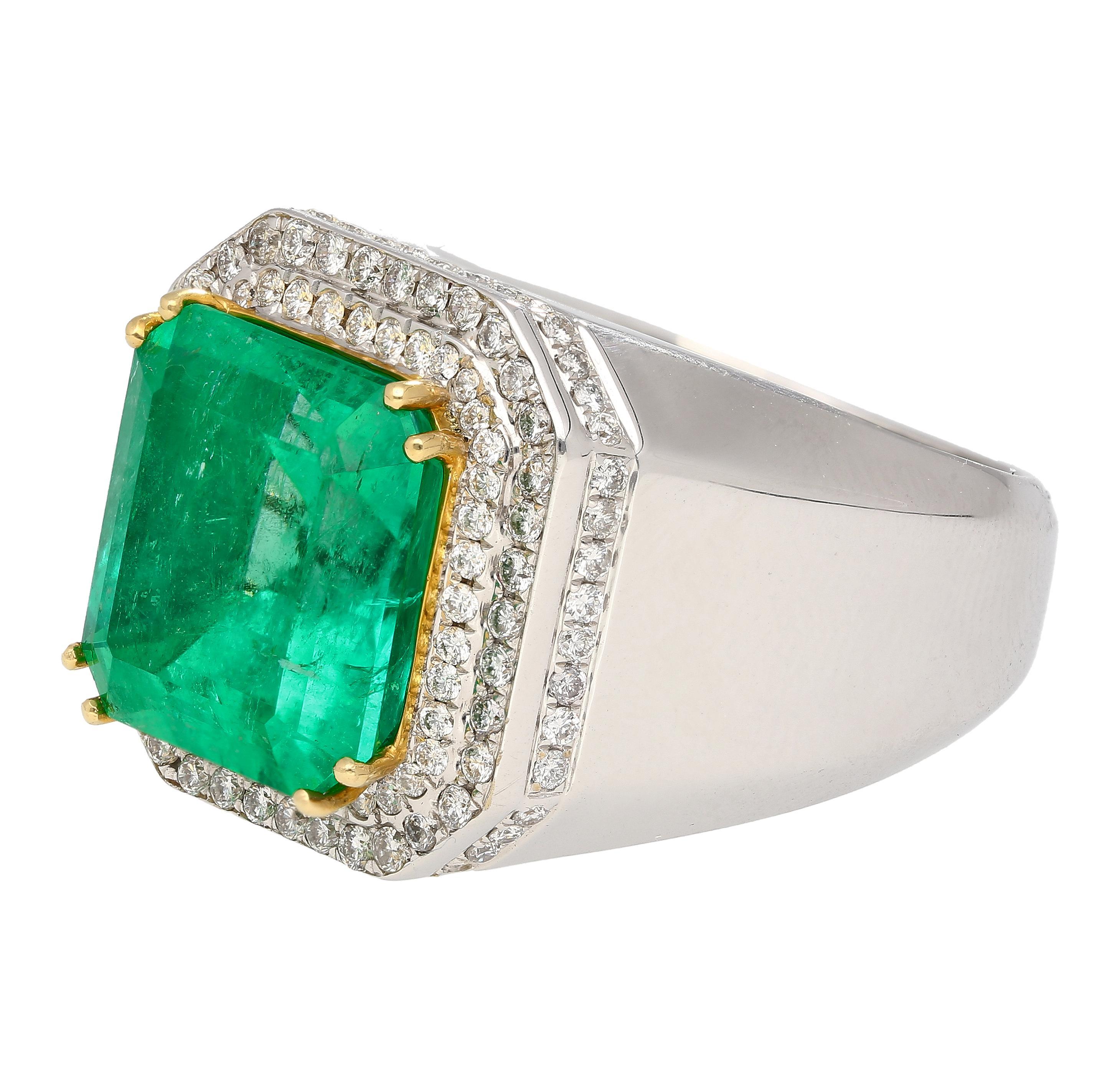 Emerald Cut GRS 9.54 Carat Colombian Emerald Insignificant Oil and Diamond Halo Mens Ring For Sale