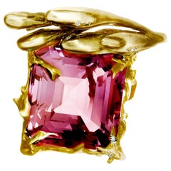 GRS 17.03 Carats Pink Burma Spinel 18 Karat Yellow Gold Gold Pendant Necklace