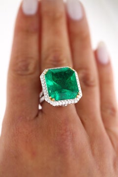 GRS Cert. 17.73 Carat Minor Oil Colombian Emerald Ring