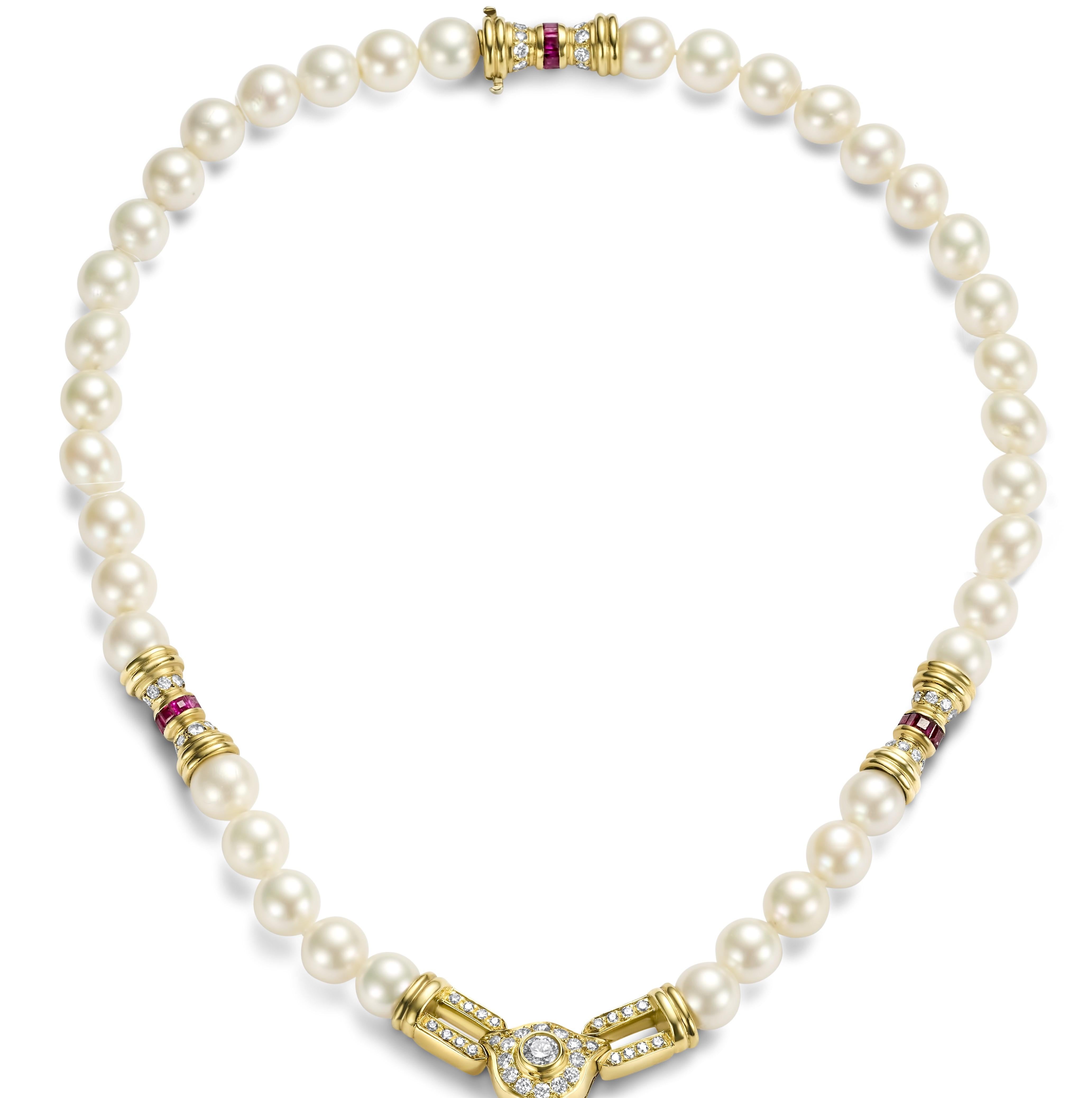 Heart Cut GRS Cert. 18 kt. Yellow gold Pearl Necklace w. Diamonds & Heart Shaped Red Ruby For Sale