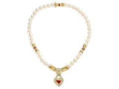 Vintage GRS Cert. 18 kt. Yellow gold Pearl Necklace w. Diamonds & Heart Shaped Red Ruby