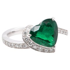 GRS-zertifizierter Ring mit 2,29 Karat natürlichem, lebhaftem grünem, herzförmigem Smaragd und Diamant