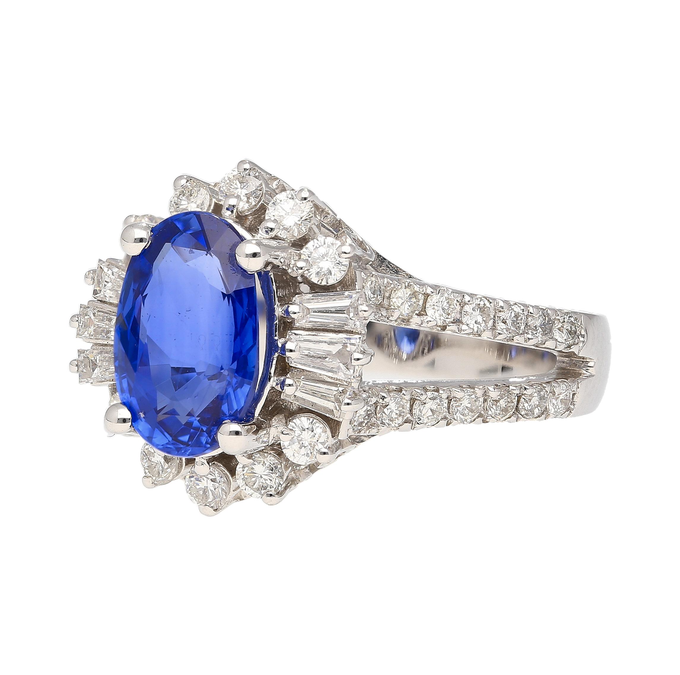 Bague à tige fendue avec saphir bleu ovale non chauffé de 2,5 carats certifié GRS Neuf - En vente à Miami, FL