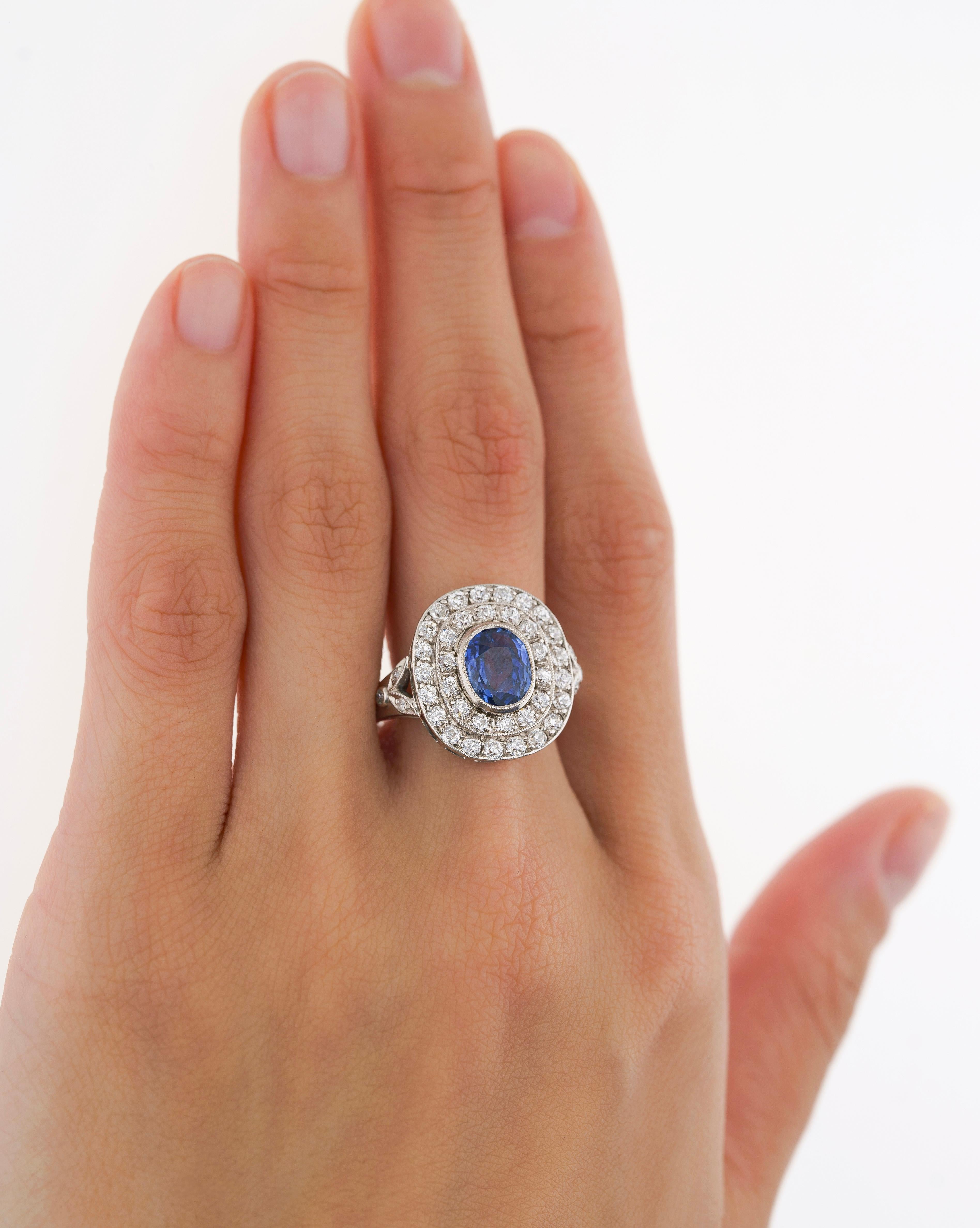 GRS Cert 2.56ct No Heat Kashmir Blue Sapphire in Platinum Diamond Halo Ring For Sale 3